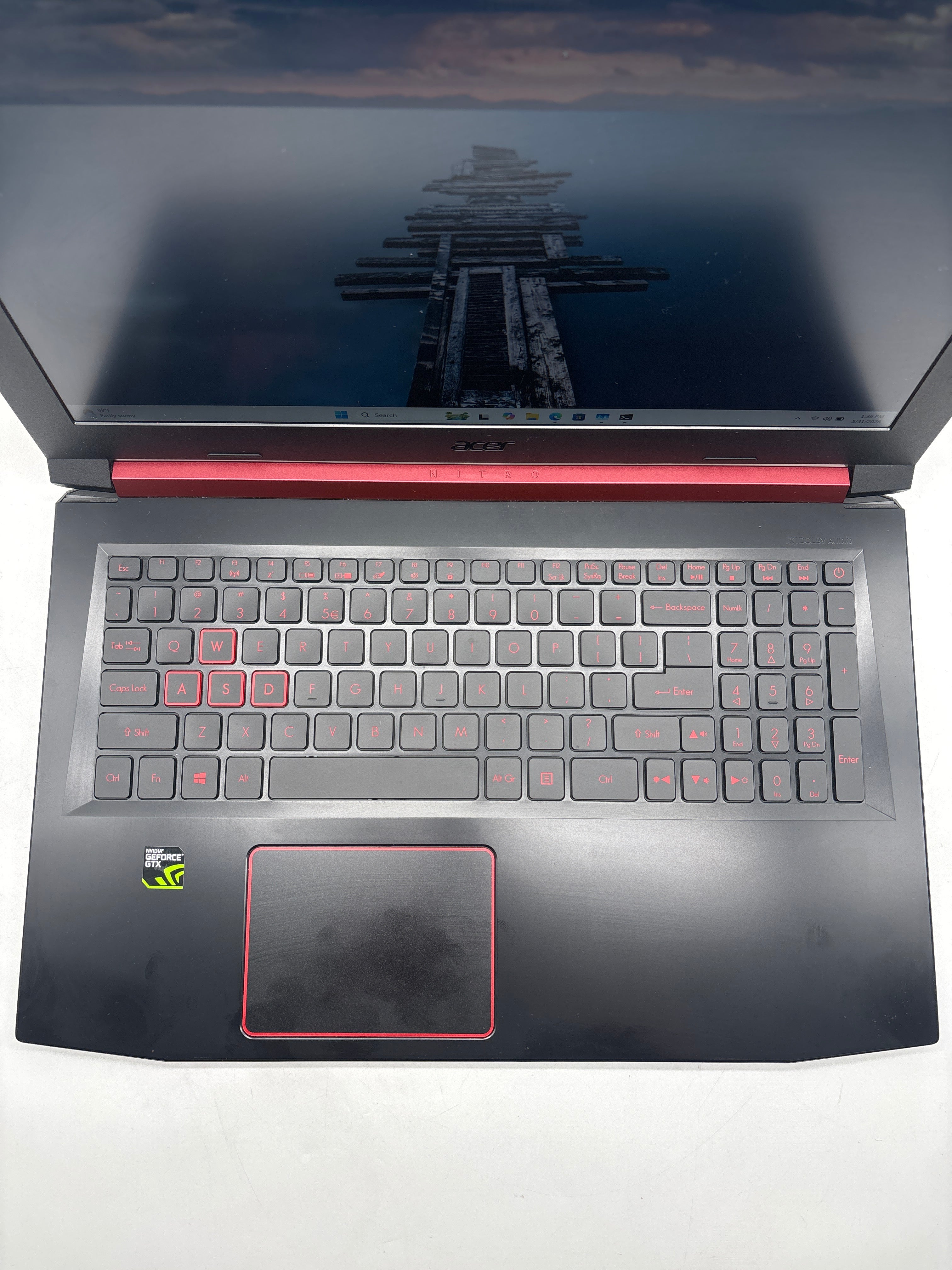 Acer Nitro 5 N17C1 15.6" i5-8300H 8GB RAM 1TB HDD GTX 1050