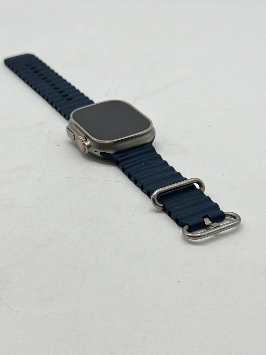 Apple Watch Ultra 2 A2986 49mm Titanium GPS + Cellular - Used