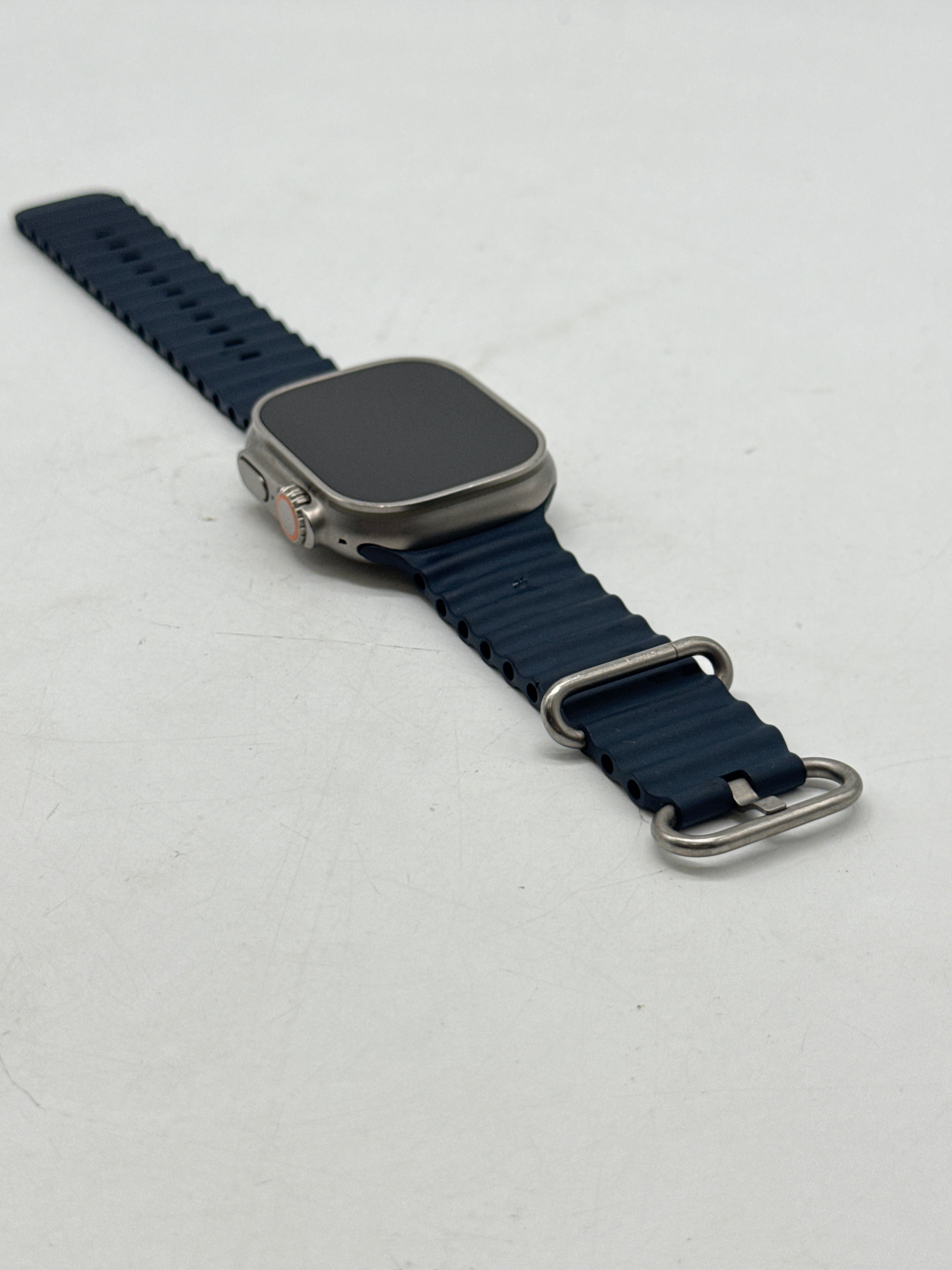 Apple Watch Ultra 2 A2986 49mm Titanium GPS + Cellular - Used