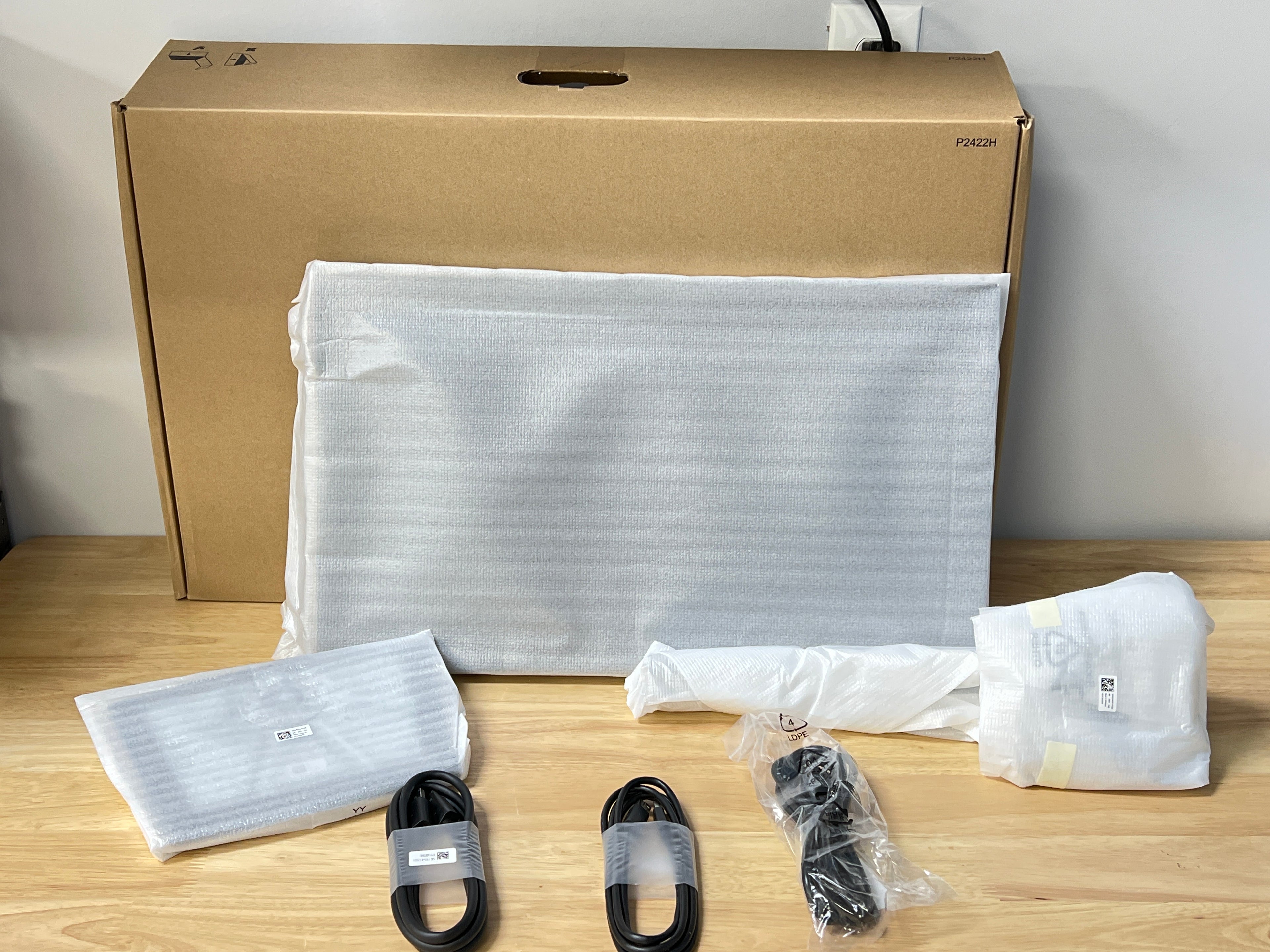 Dell P2422H 24 Inch Monitor Full HD 1080p IPS Technology Black Open Box