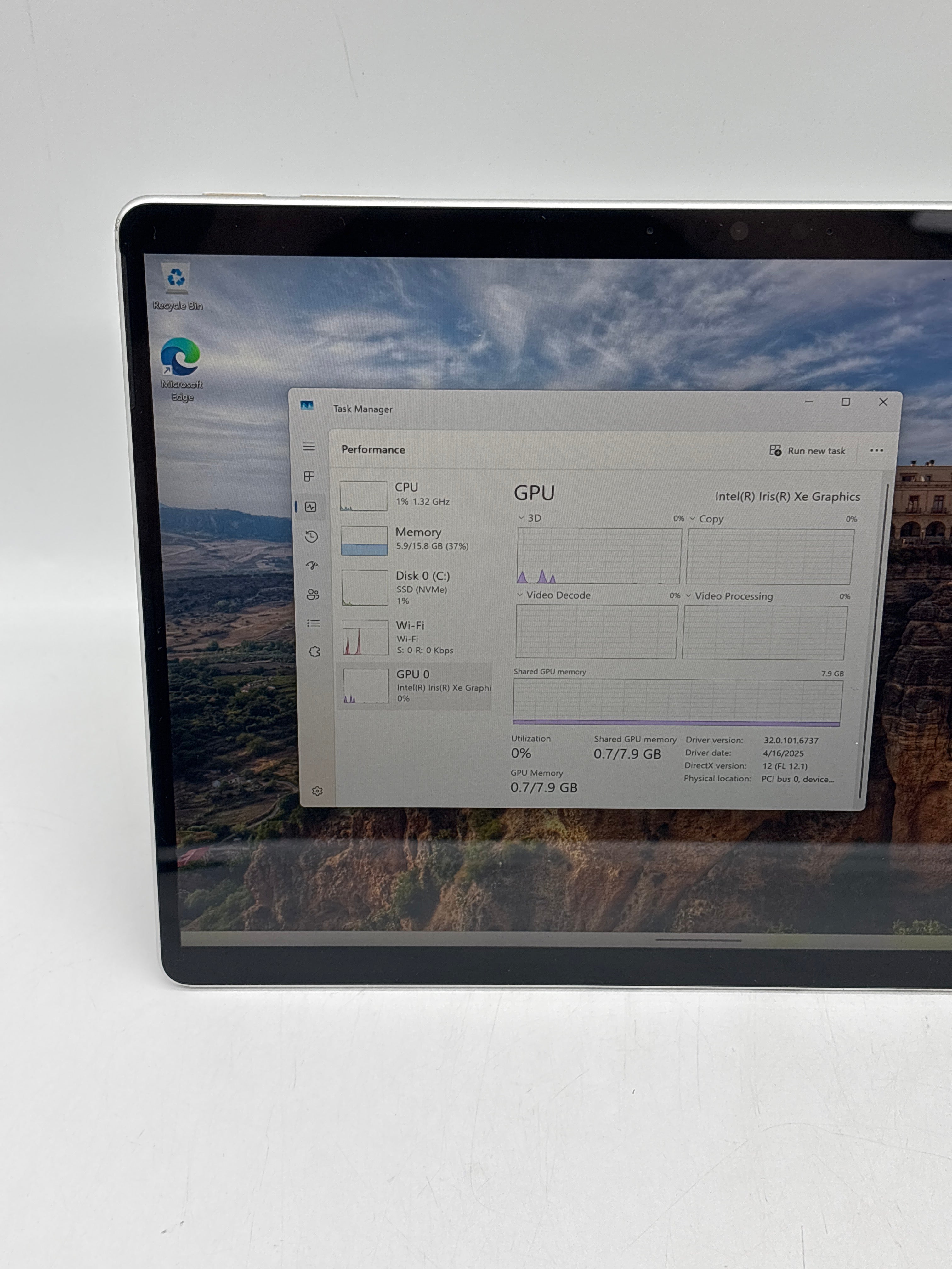 Microsoft Surface Pro 9 2038 i5-1245U 16GB RAM 256GB SSD - For Parts (Read DESC)