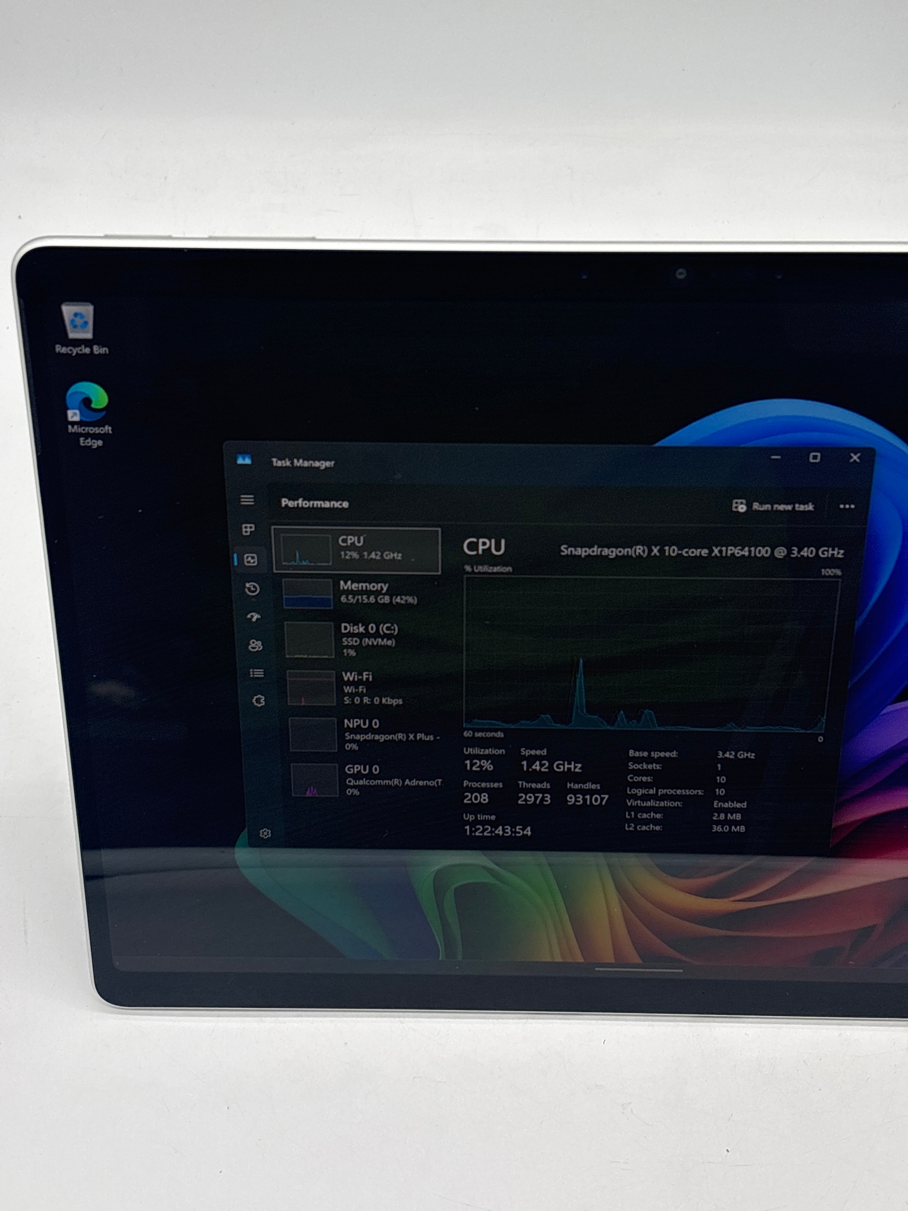 Microsoft Surface Pro 2085 11th Edition Snapdragon X 10-Core 16GB RAM 256GB SSD