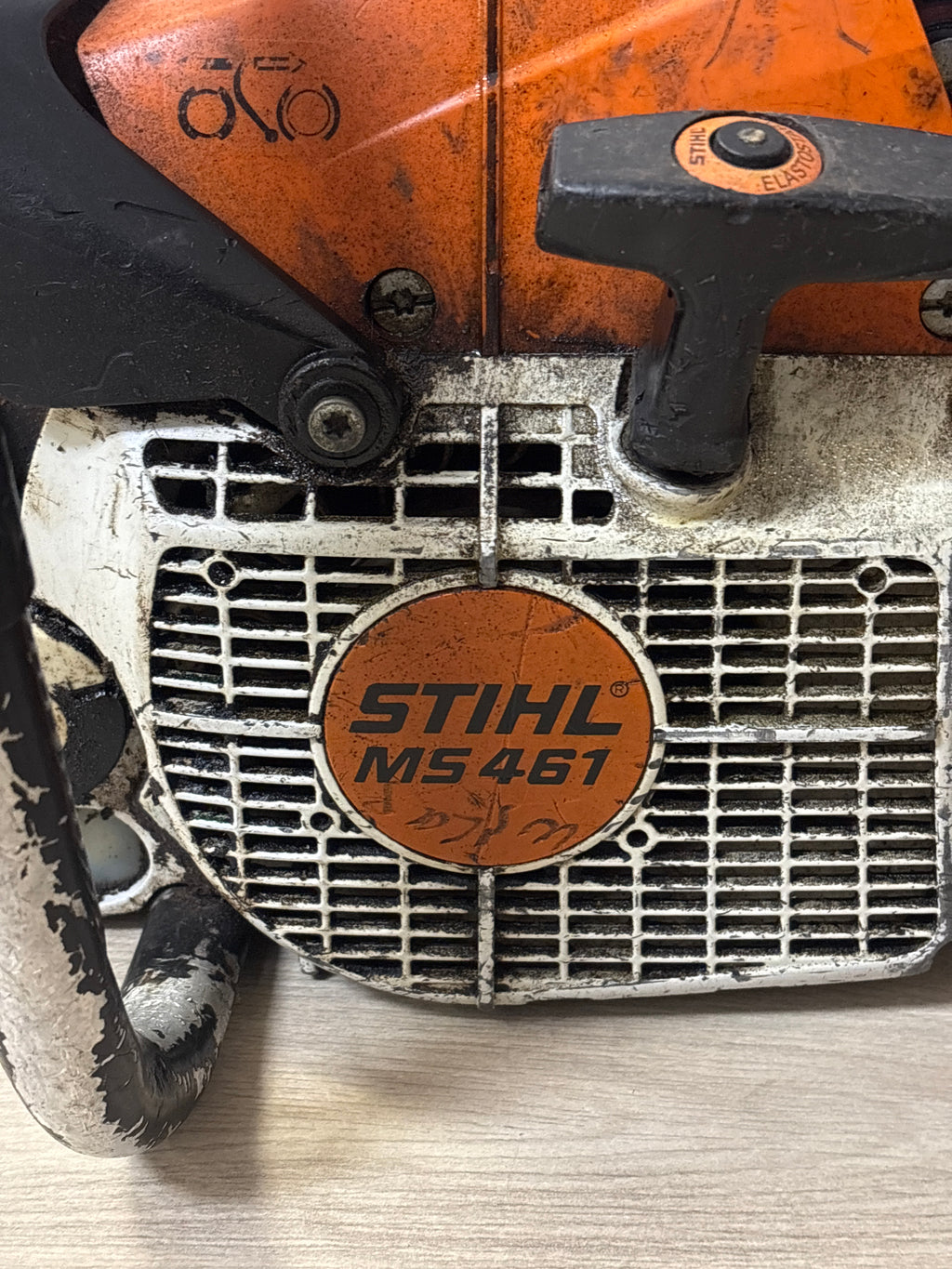 STIHL MS 461 Gas Chainsaw Chain Brake Two-Handed Grip w/ Bar Cover