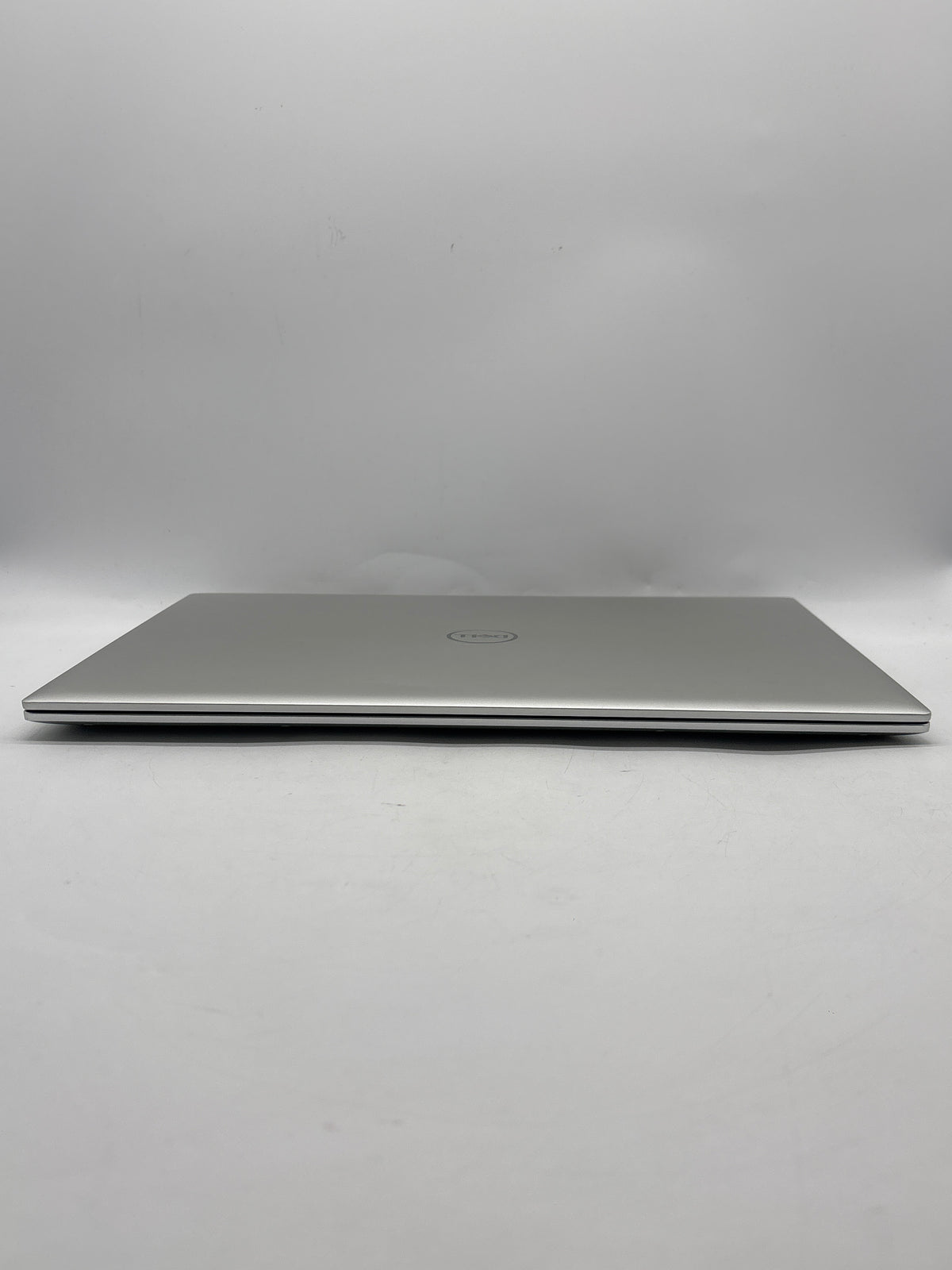 Dell Inspiron 16 5620 16" Intel Core i7-1255U 16GB RAM 512GB SSD MX570A Silver - Used