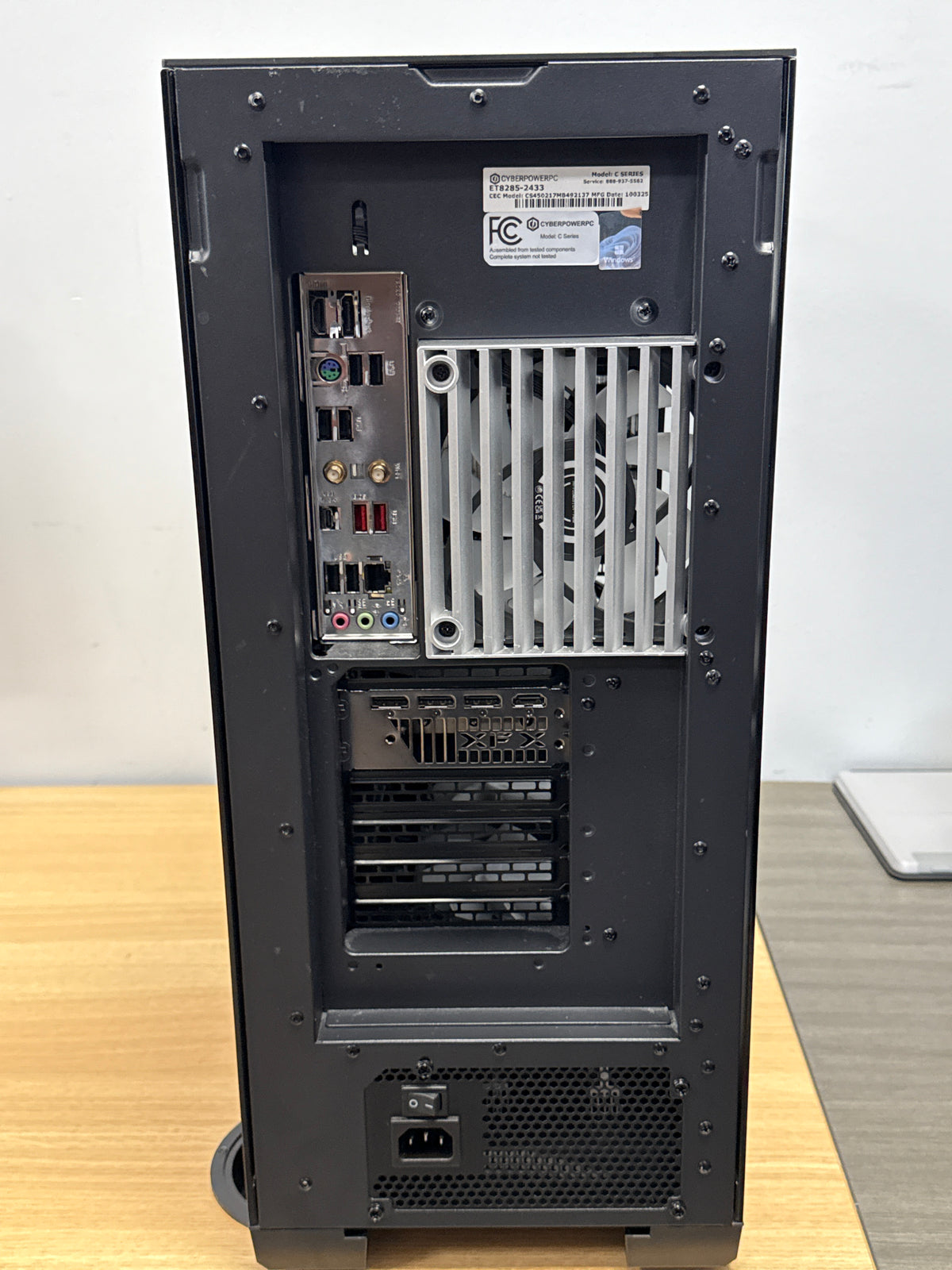 Cyberpower Gaming PC Ryzen 7 8700F 16GB 1TB SSD RX 7700 Win11 Desktop - Used