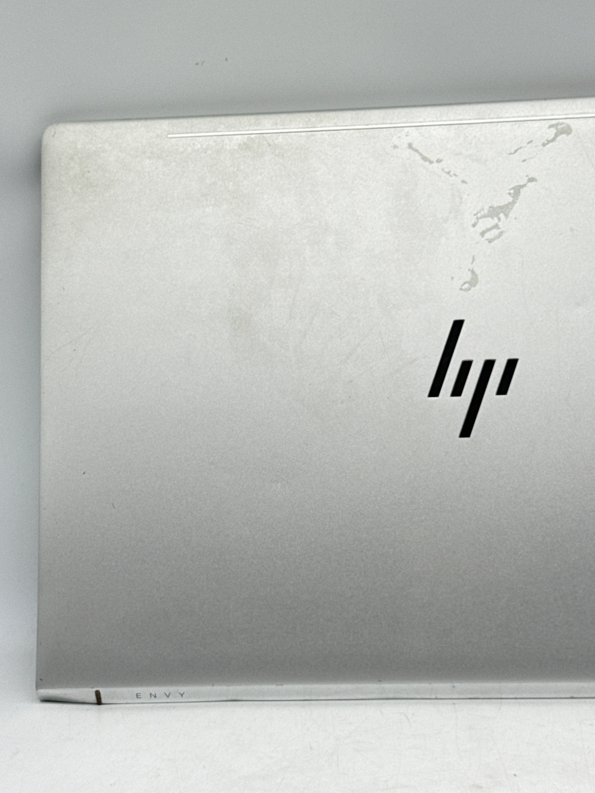 HP Envy 17-ae165nr 17" Laptop Core i7 8550U 8GB RAM 1TB HDD - For Parts