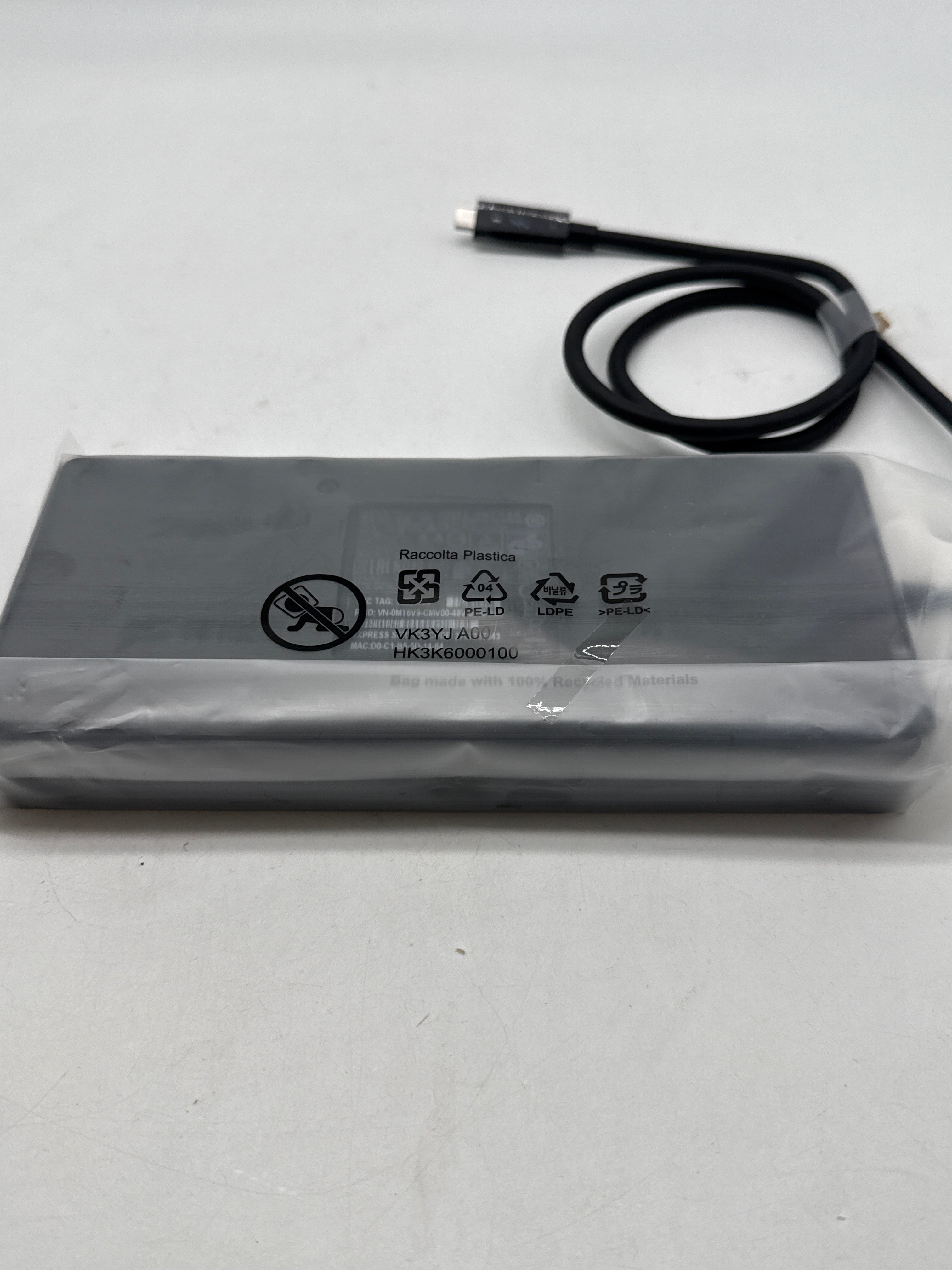 Dell WD22TB4 Docking Station USB-C Thunderbolt 4 - Open Box