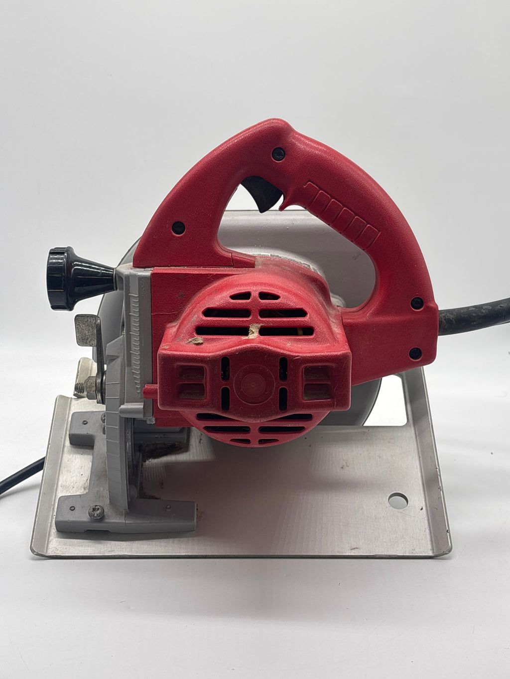 Milwaukee 6365 Corded Circular Saw Used