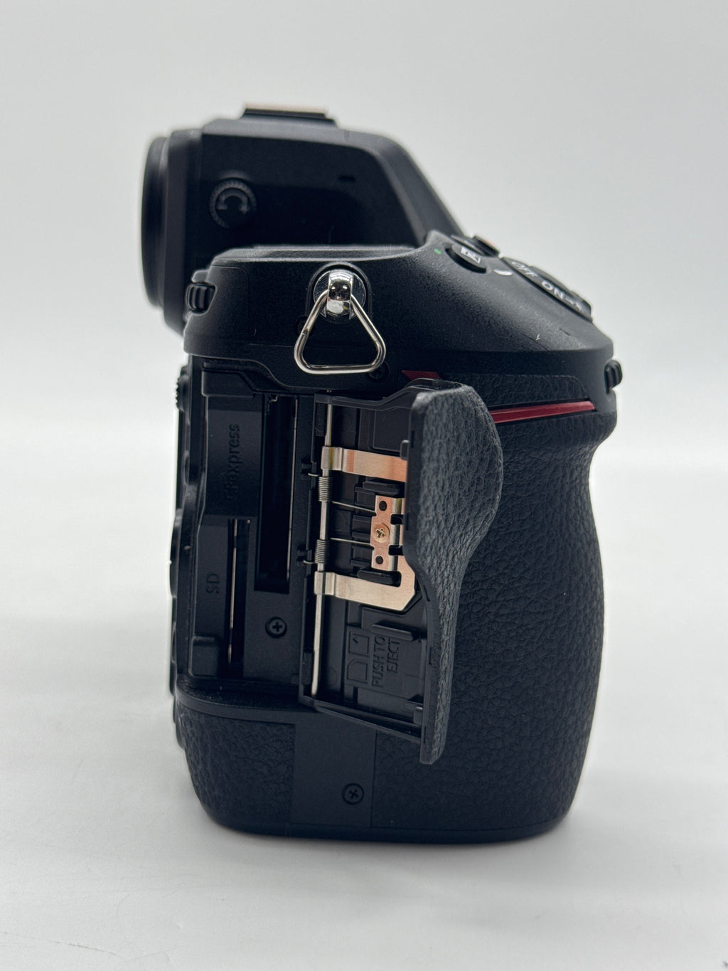 Nikon Z8 45.7MP Mirrorless Body Only Black - Used