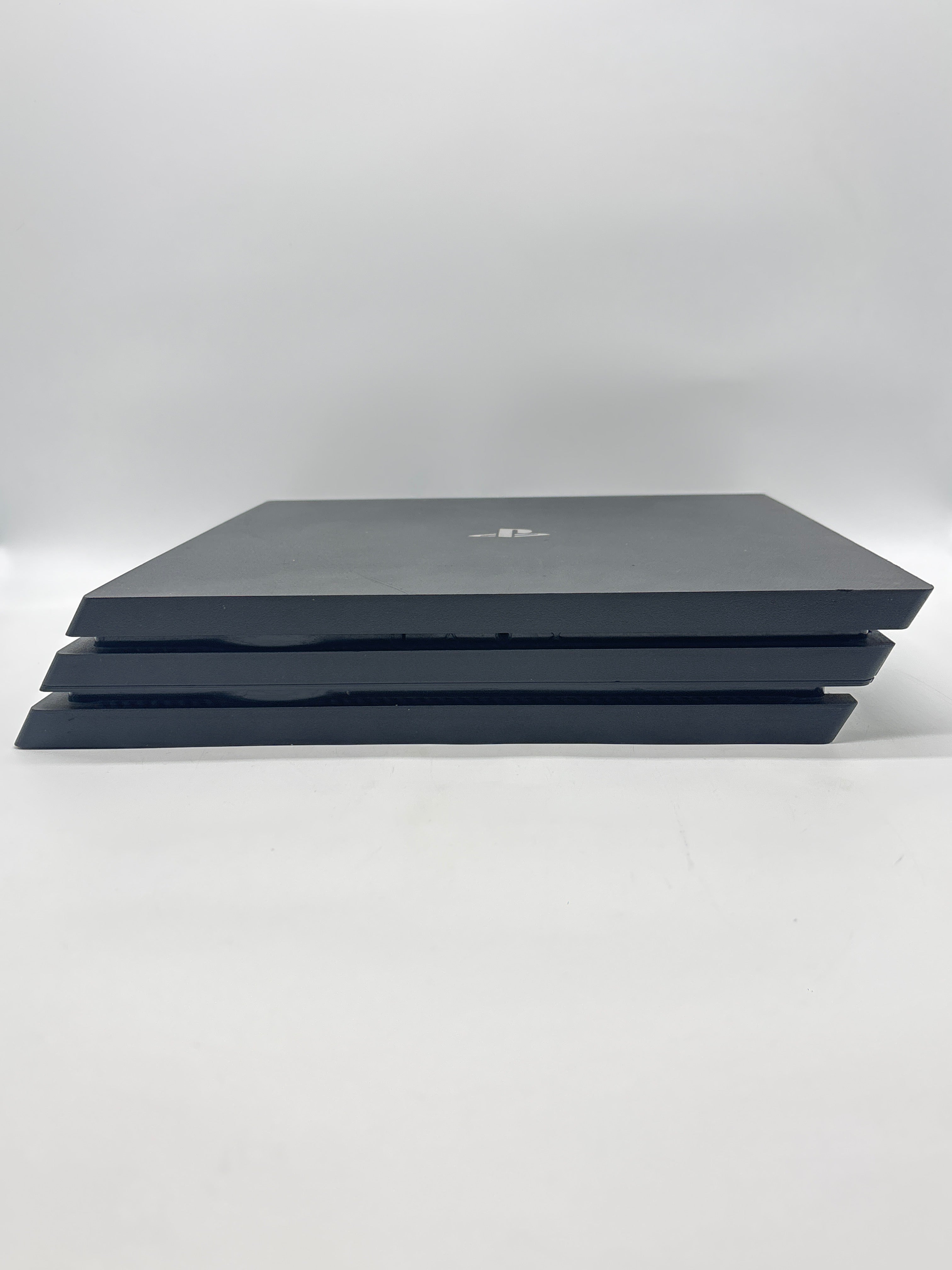 Sony PlayStation 4 Pro CUH-7215B Black 1TB - For Parts (Read DESC)