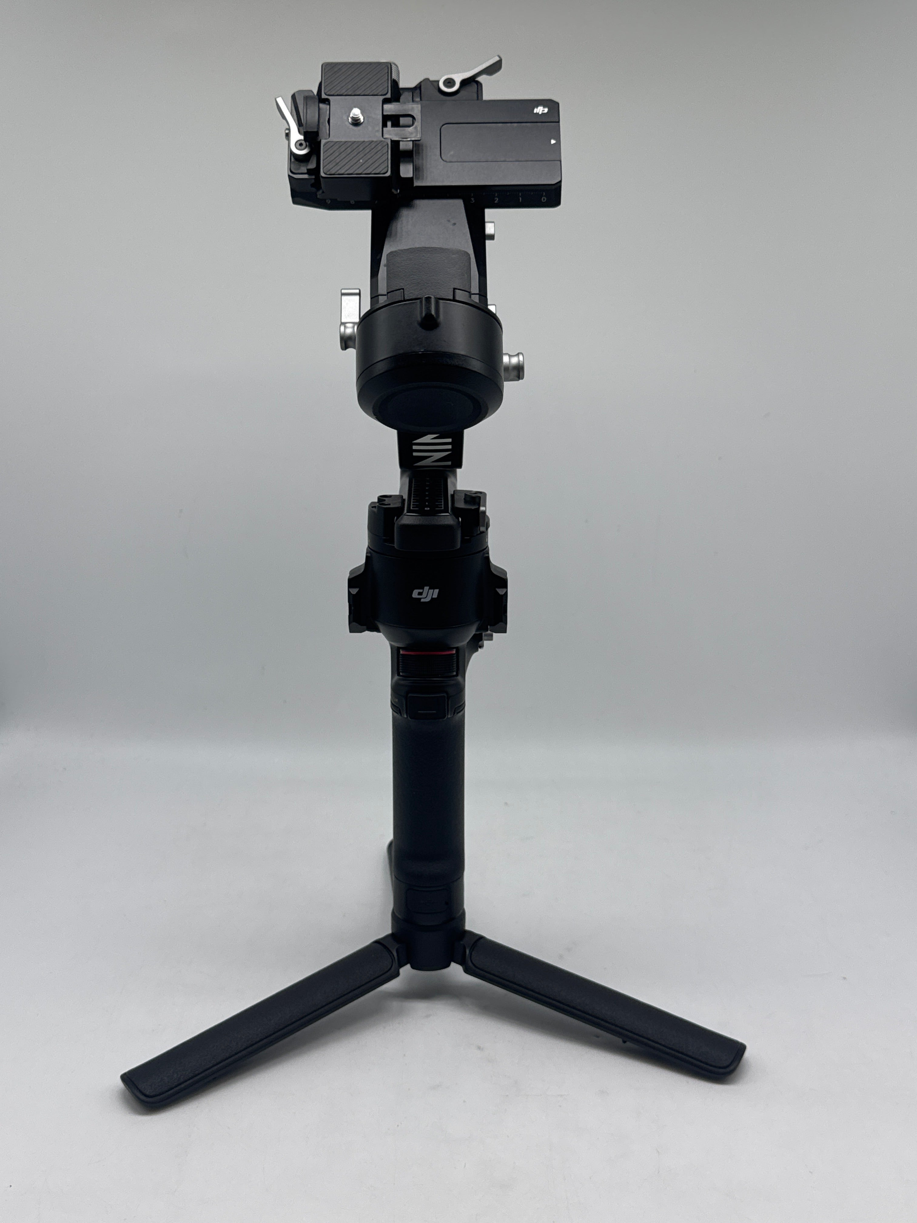 DJI RS4 3-Axis Camera Gimbal Stabilizer for DSLR/Mirrorless Ronin - Used