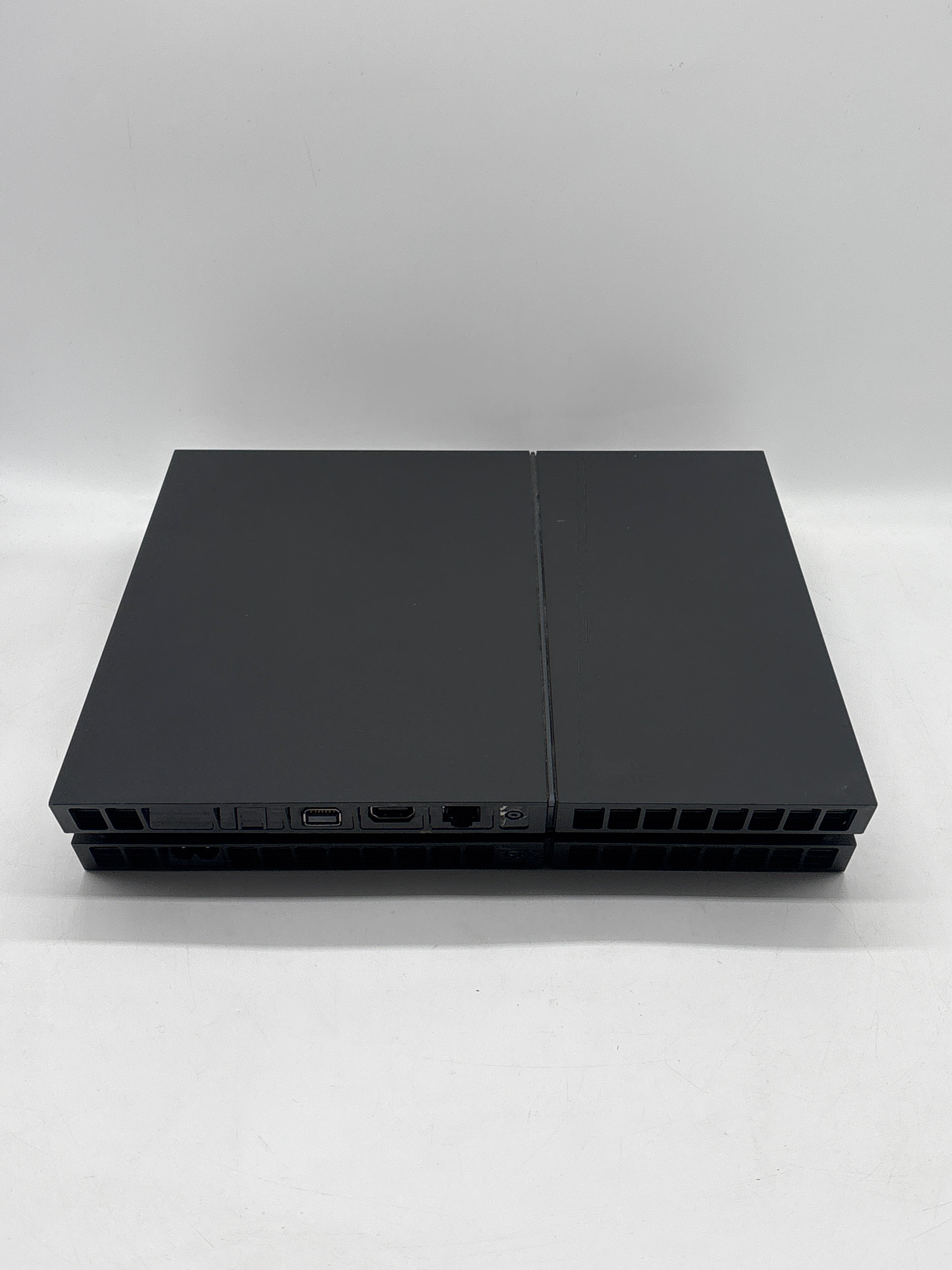 Sony PlayStation 4 (CUH-1215A) 500GB Console W Power/HDMI Cables - Used