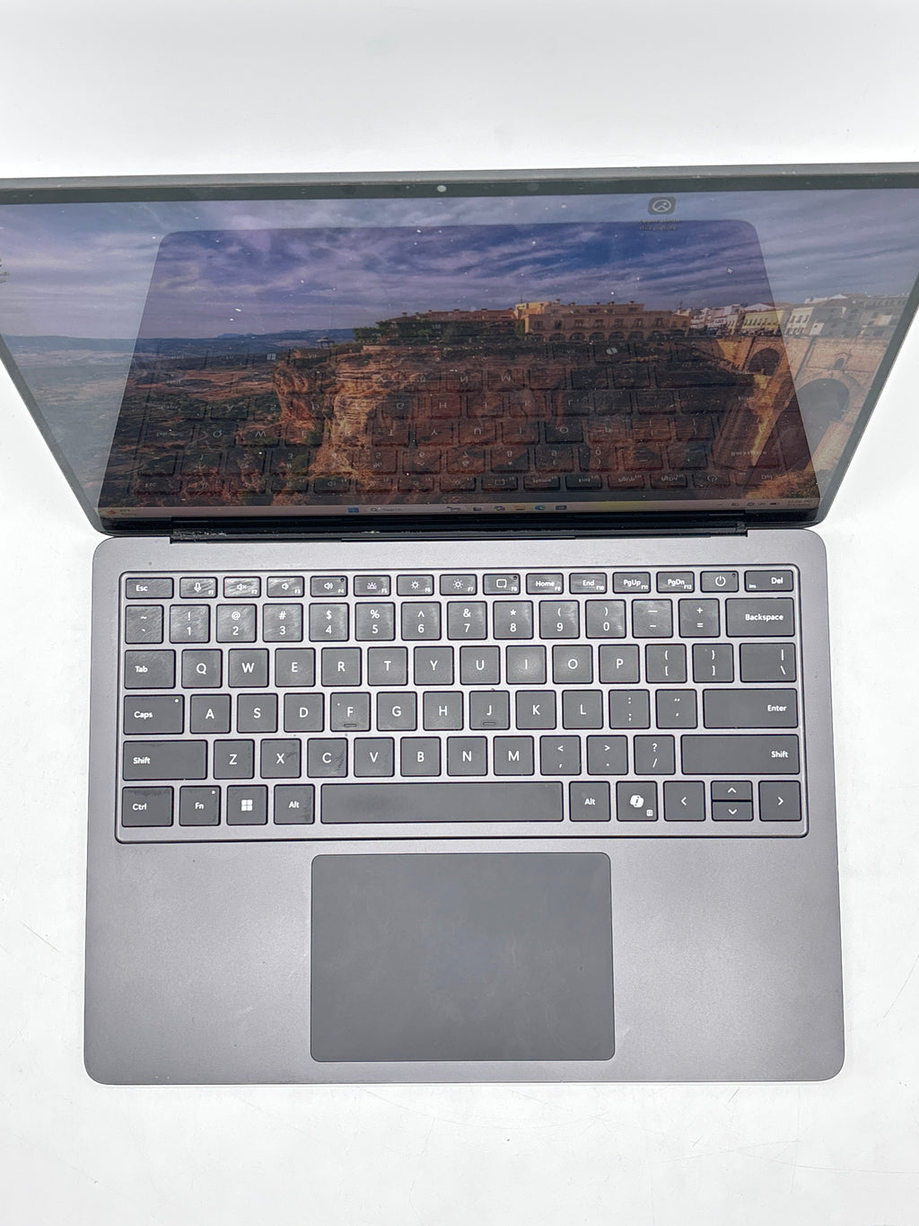 Microsoft Surface Laptop 7 Ultra 5 236V 16GB RAM 512GB SSD - Used