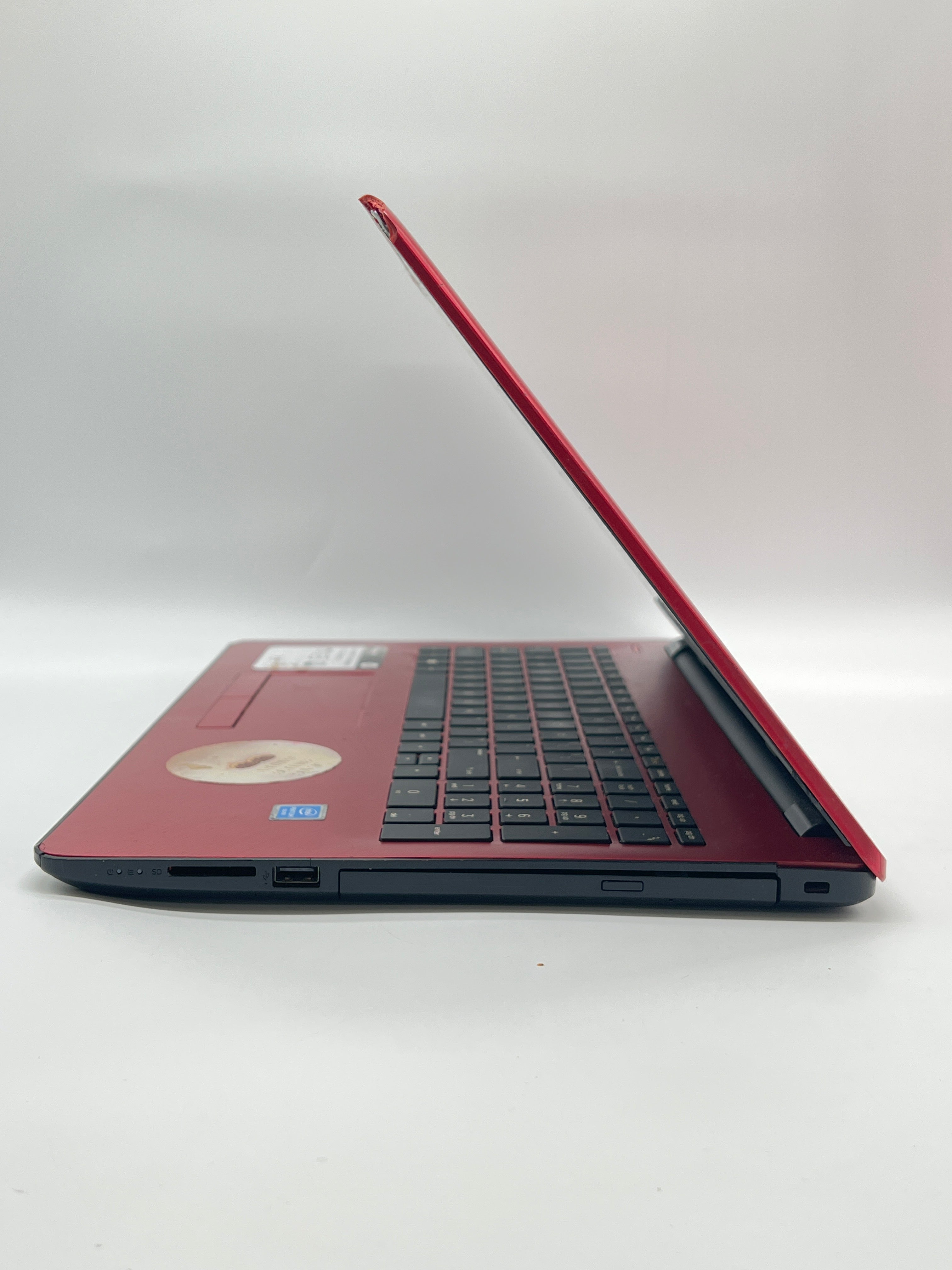 HP Laptop 15-BS2XX Intel Pentium Silver N5000 4GB RAM 500GB HDD-FOR PARTS.