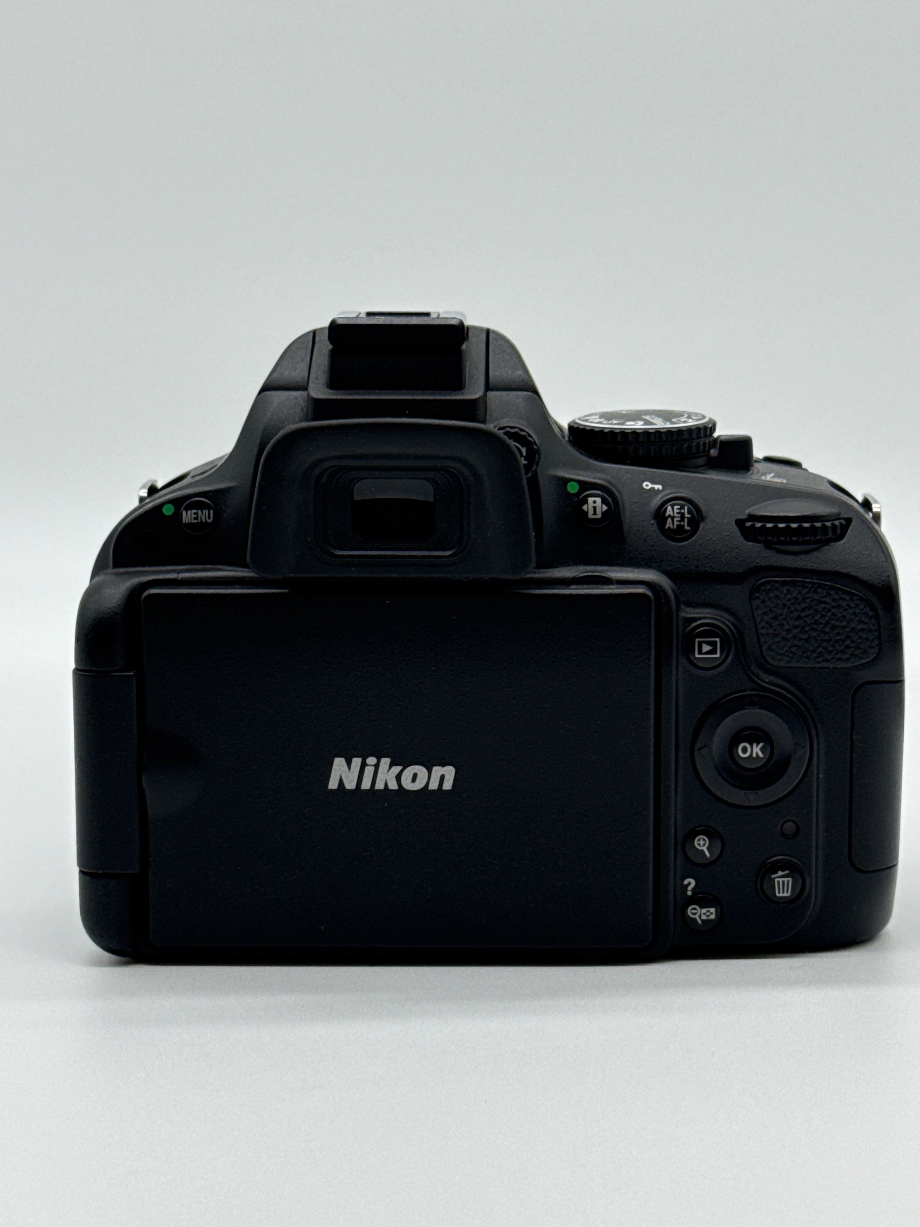 Nikon D5100 DSLR Camera 3.1x Optical Zoom 16.2MP Black with 18-55mm AF-S DX VR Lens
