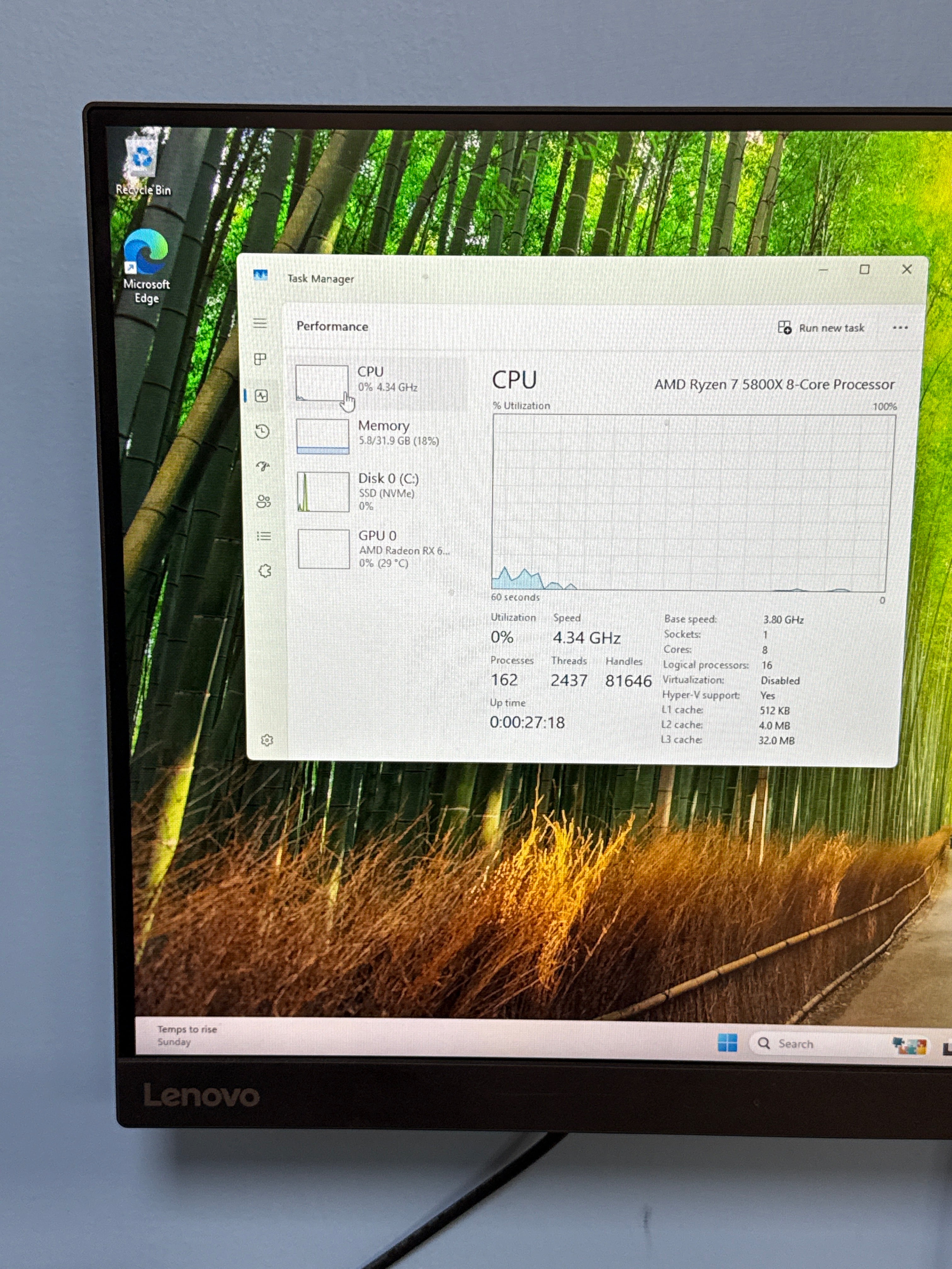 Custom PC Ryzen 7 5800X 32GB RAM 1TB SSD Radeon RX 6600