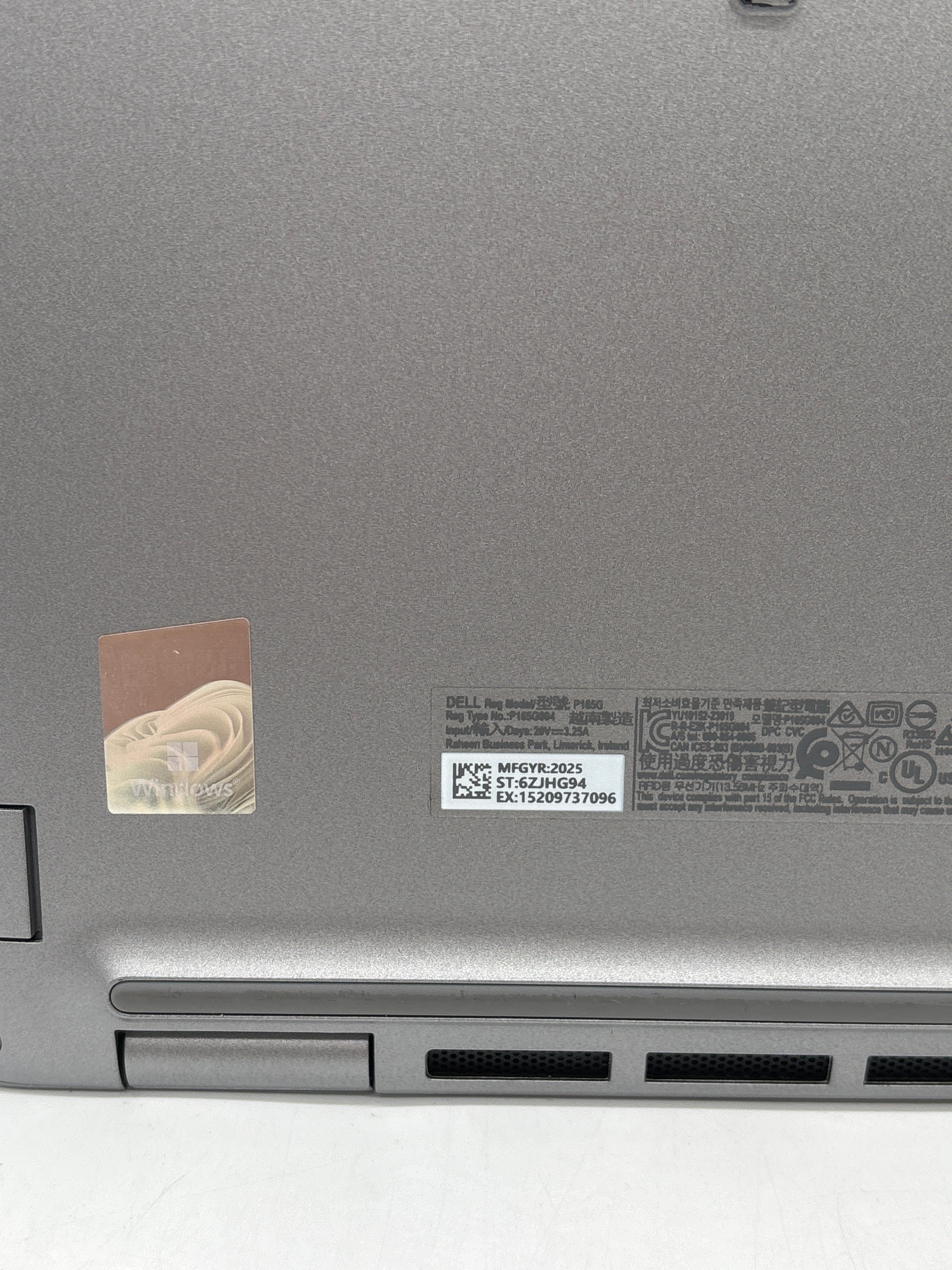 Dell Latitude 5450 14 Inch Ultra 5 135U 16GB RAM 512GB Silver - Used