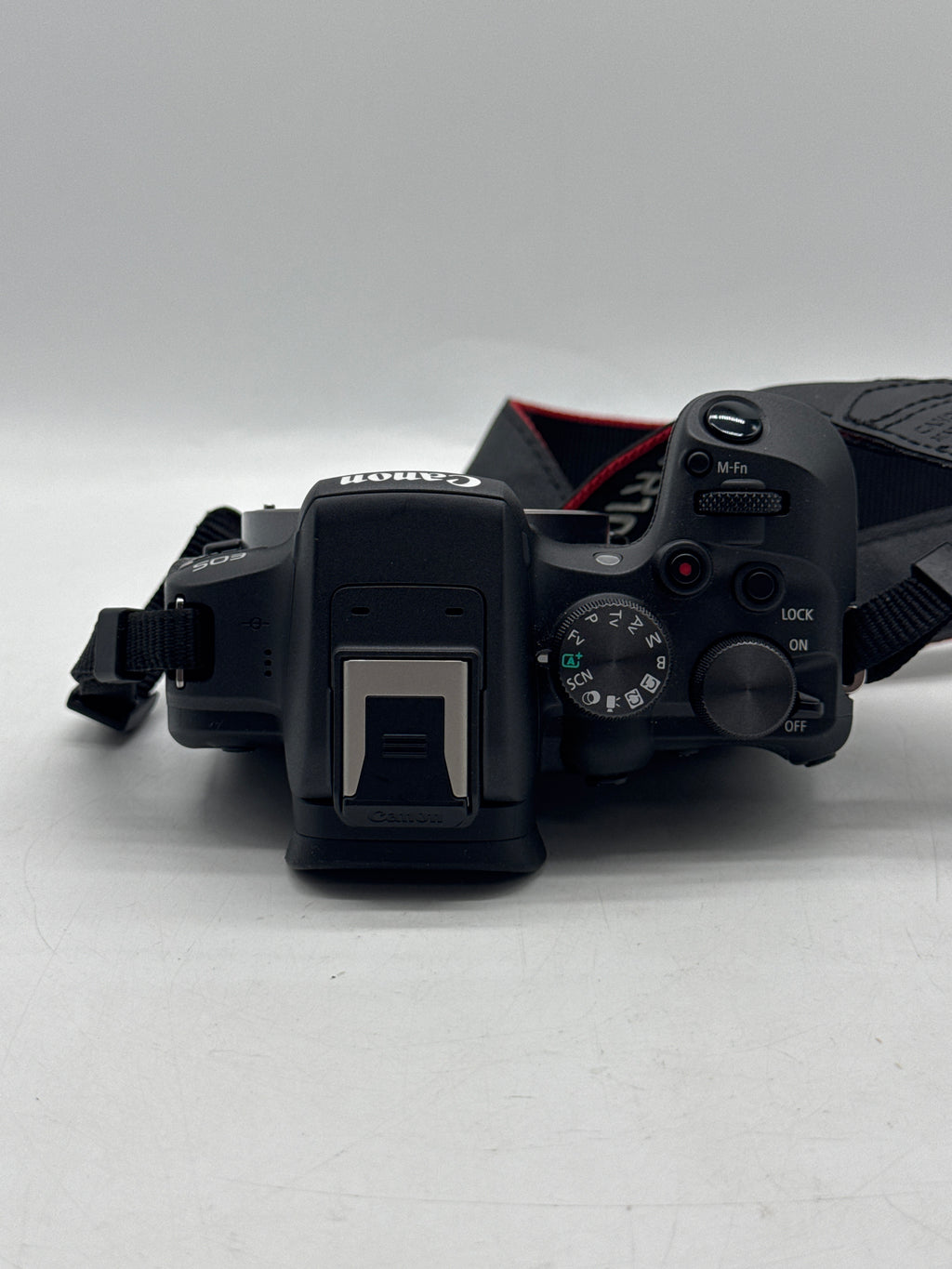 Canon EOS R10 Mirrorless Camera w/ RF-S 18-45mm Lens Black - Used