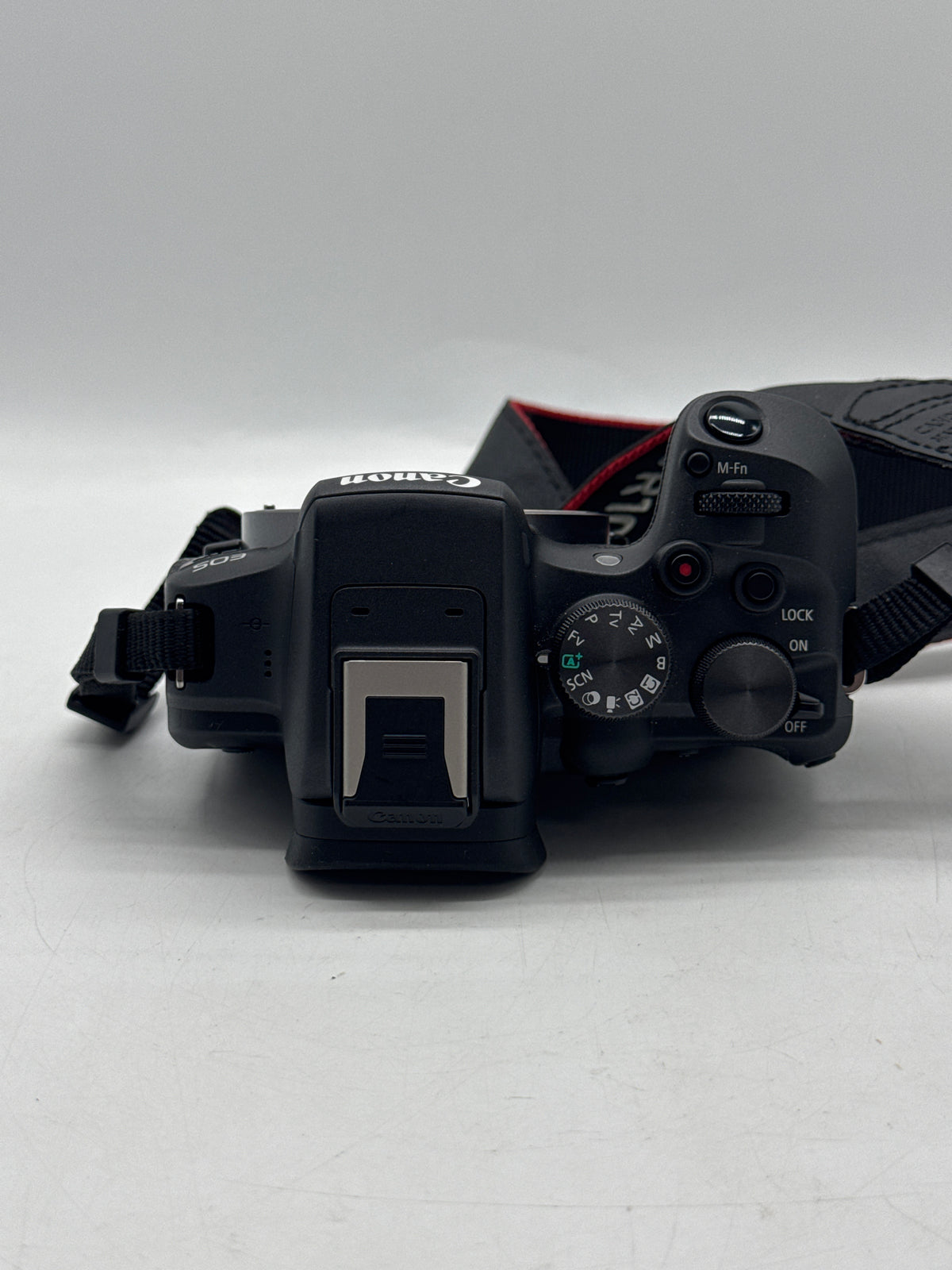 Canon EOS R10 Mirrorless Camera w/ RF-S 18-45mm Lens Black - Used