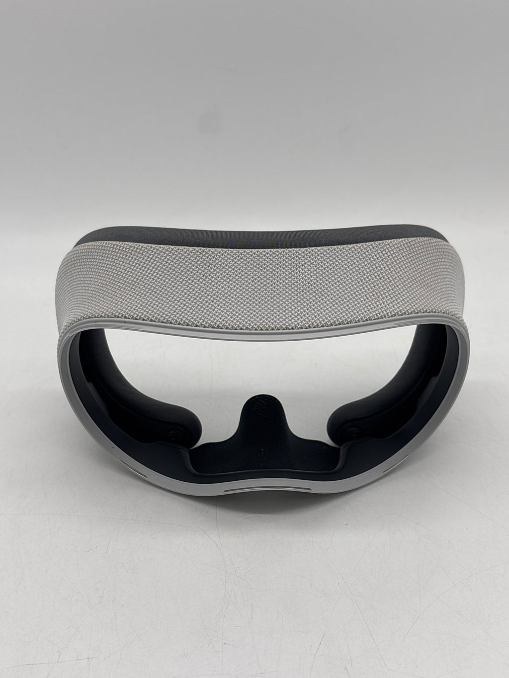 Apple Vision Pro 256 GB Standalone VR Headset White WiFi