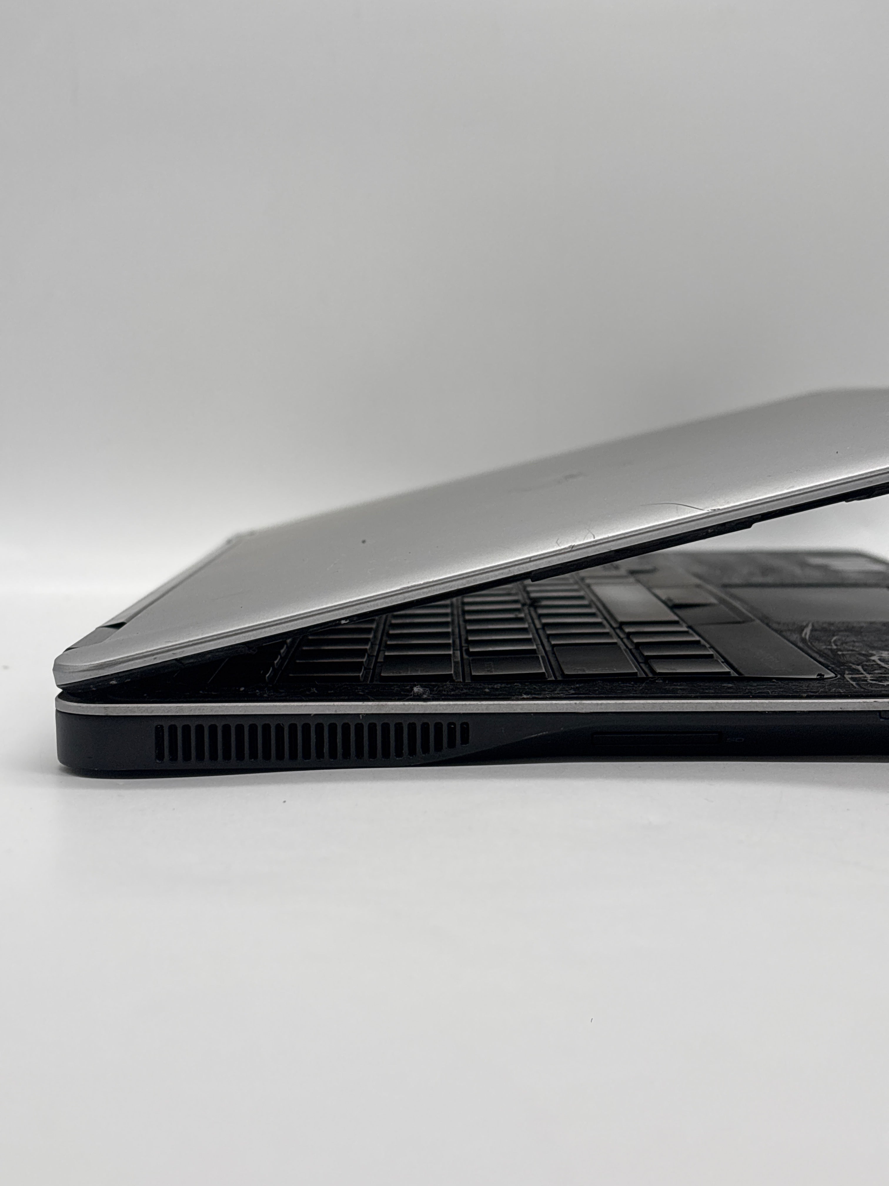 Dell Latitude E7440 i5-4300U 8GB RAM 128GB SSD - For Parts (Read DESC)