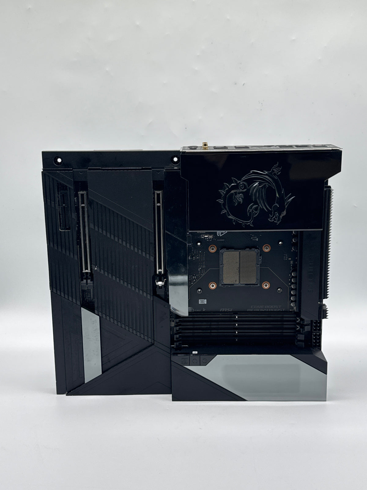 MSI MEG X870E GODLIKE AMD AM5 E-ATX Motherboard Missing CPU Retention Read