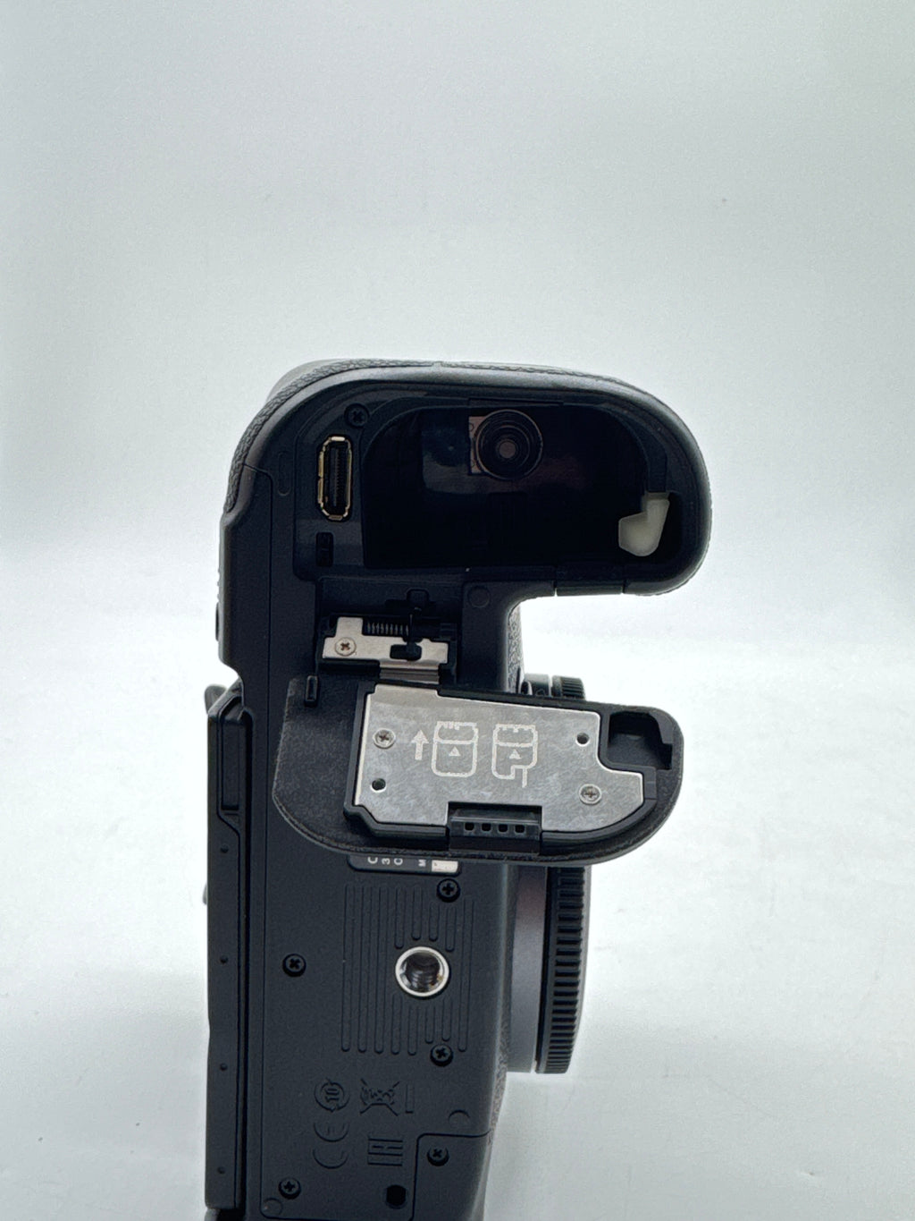 Canon EOS R6 Mirrorless Body Only Black - Used