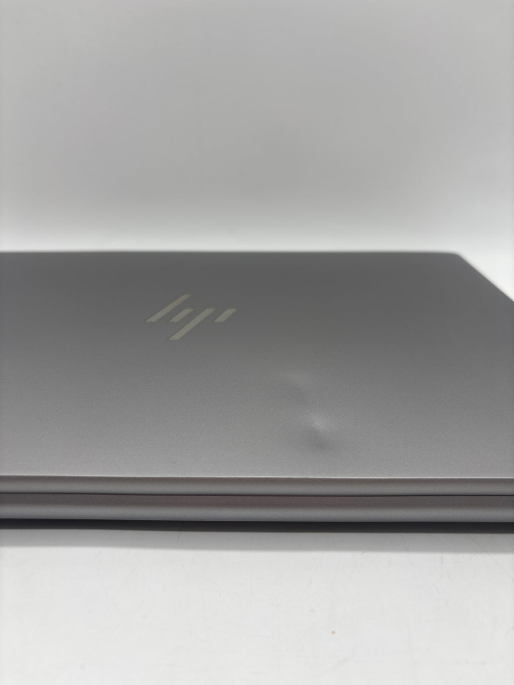 HP ZBook Firefly 14 G11 Ryzen 5 Pro 8640HS 16GB RAM 256GB SSD
