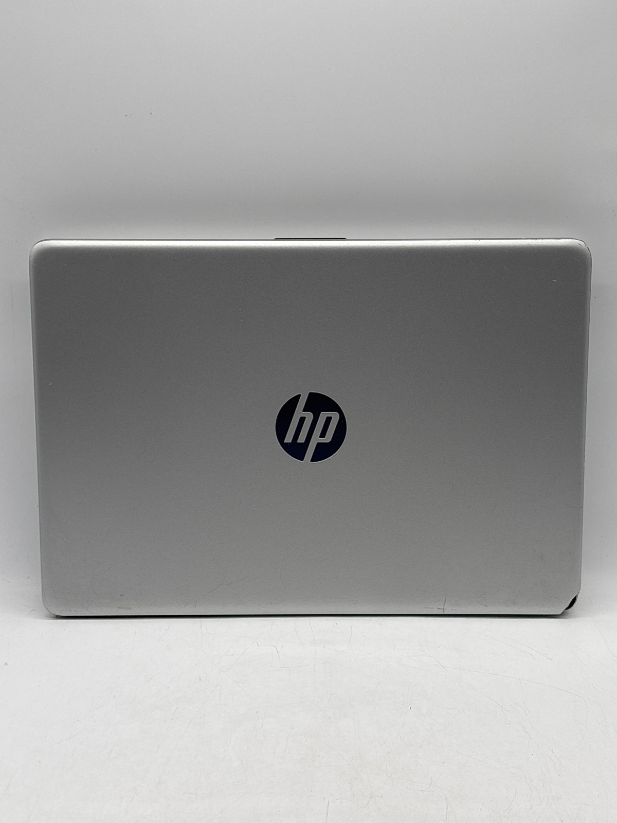 HP 14-dk1022wm 14" AMD Ryzen 3 3250U 4GB RAM 128GB SSD Silver - READ