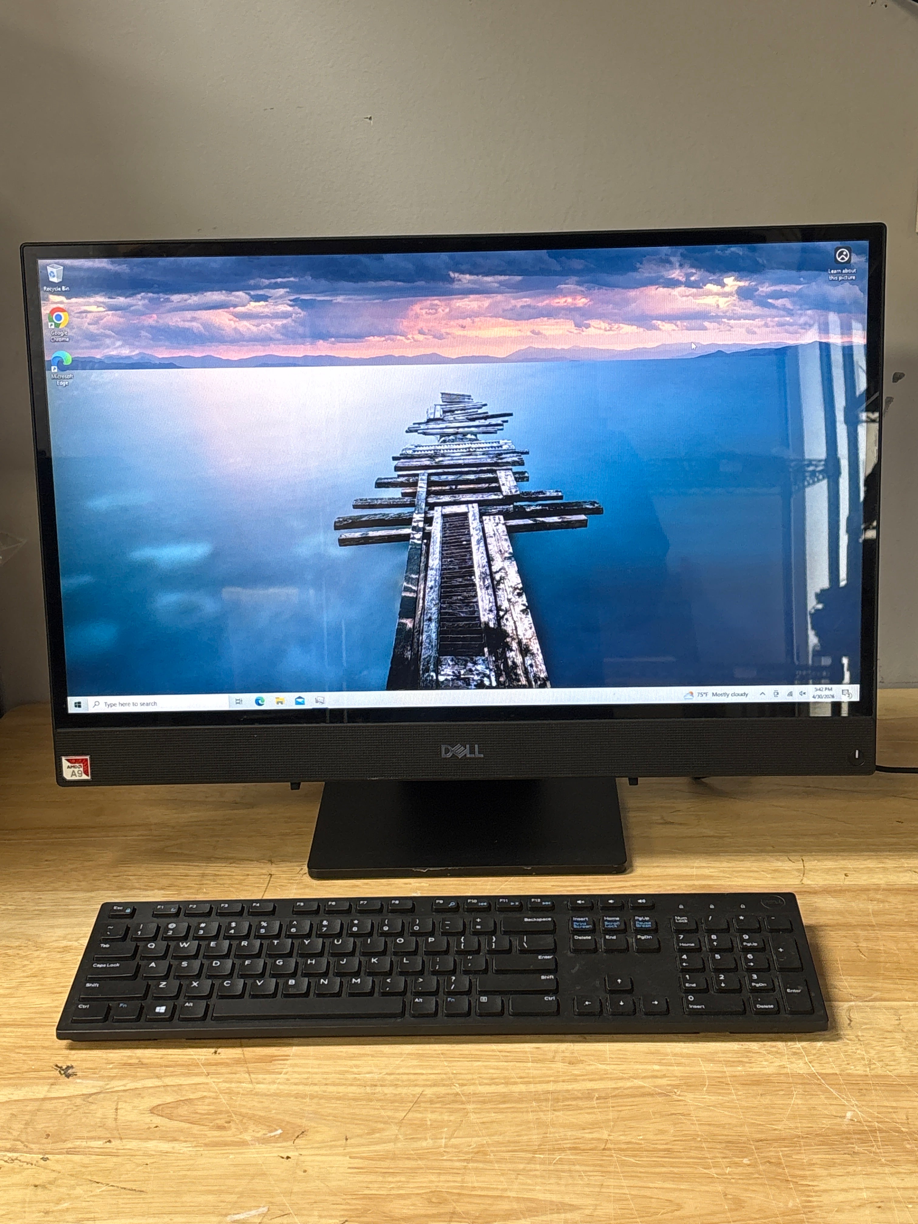 Dell Inspiron 3475 AIO Touchscreen All In One AMD A9-9425 8GB RAM 256GB SSD