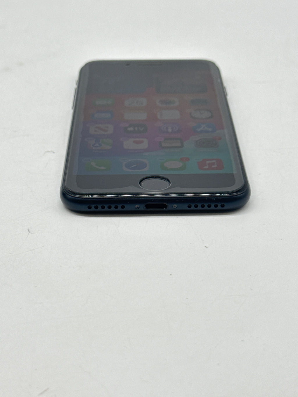 Apple iPhone SE 3rd Gen A2595 64GB Black Factory Unlocked - Used