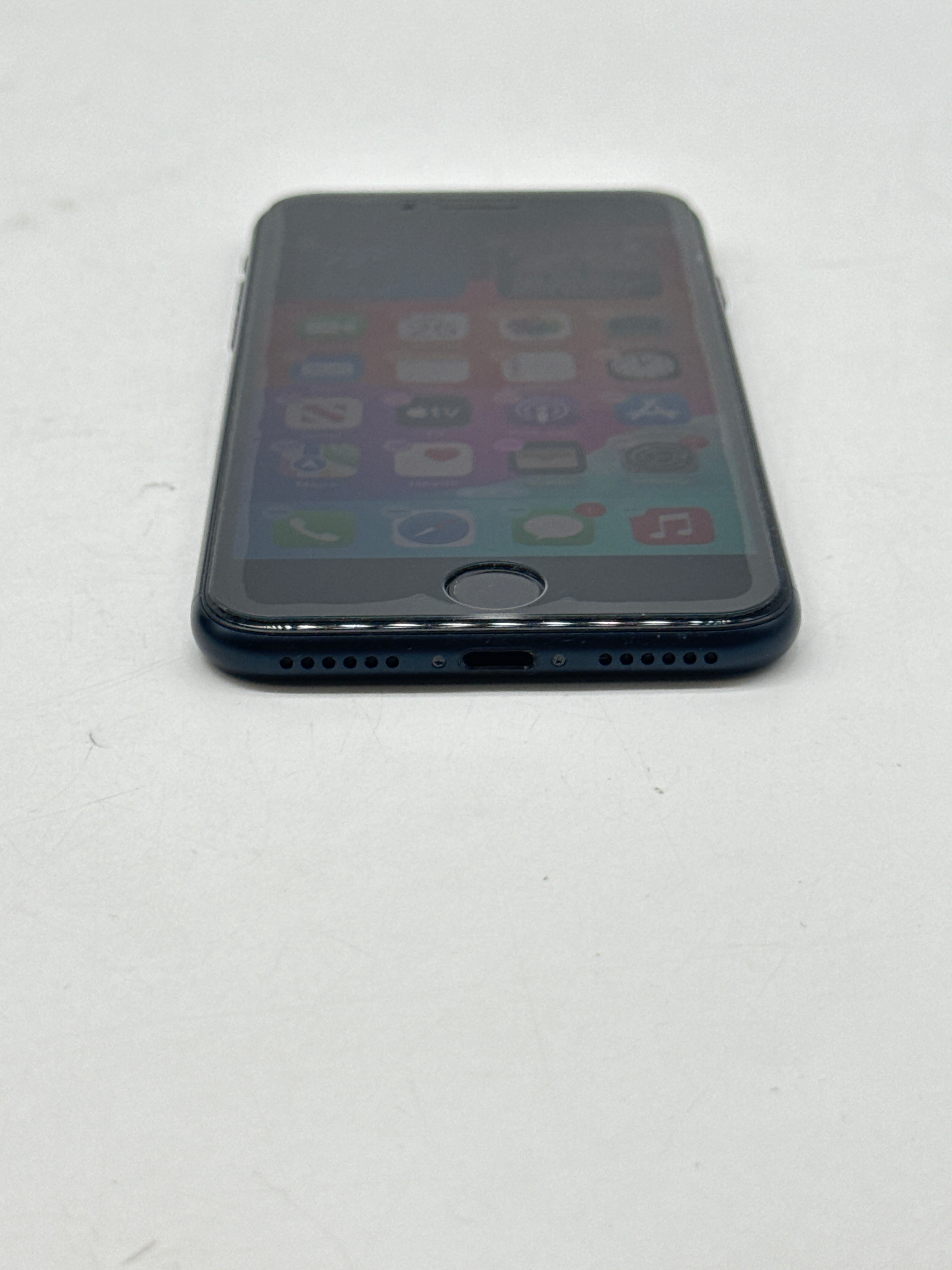 Apple iPhone SE 3rd Gen A2595 64GB Black Factory Unlocked - Used