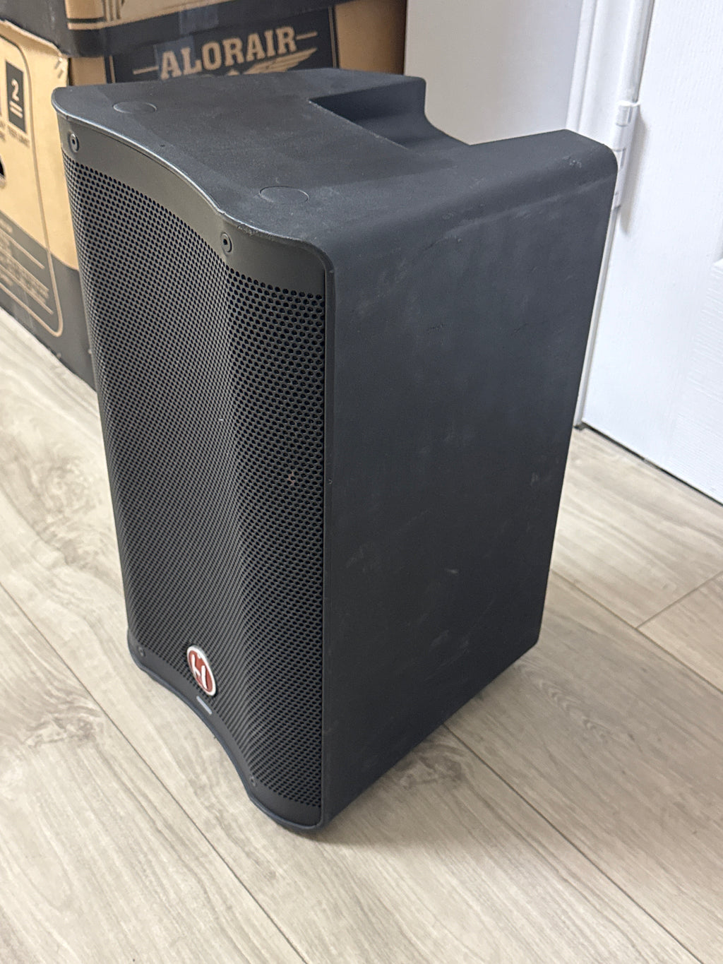 Harbinger Vari V2308 8" Powered Speaker Black - Used