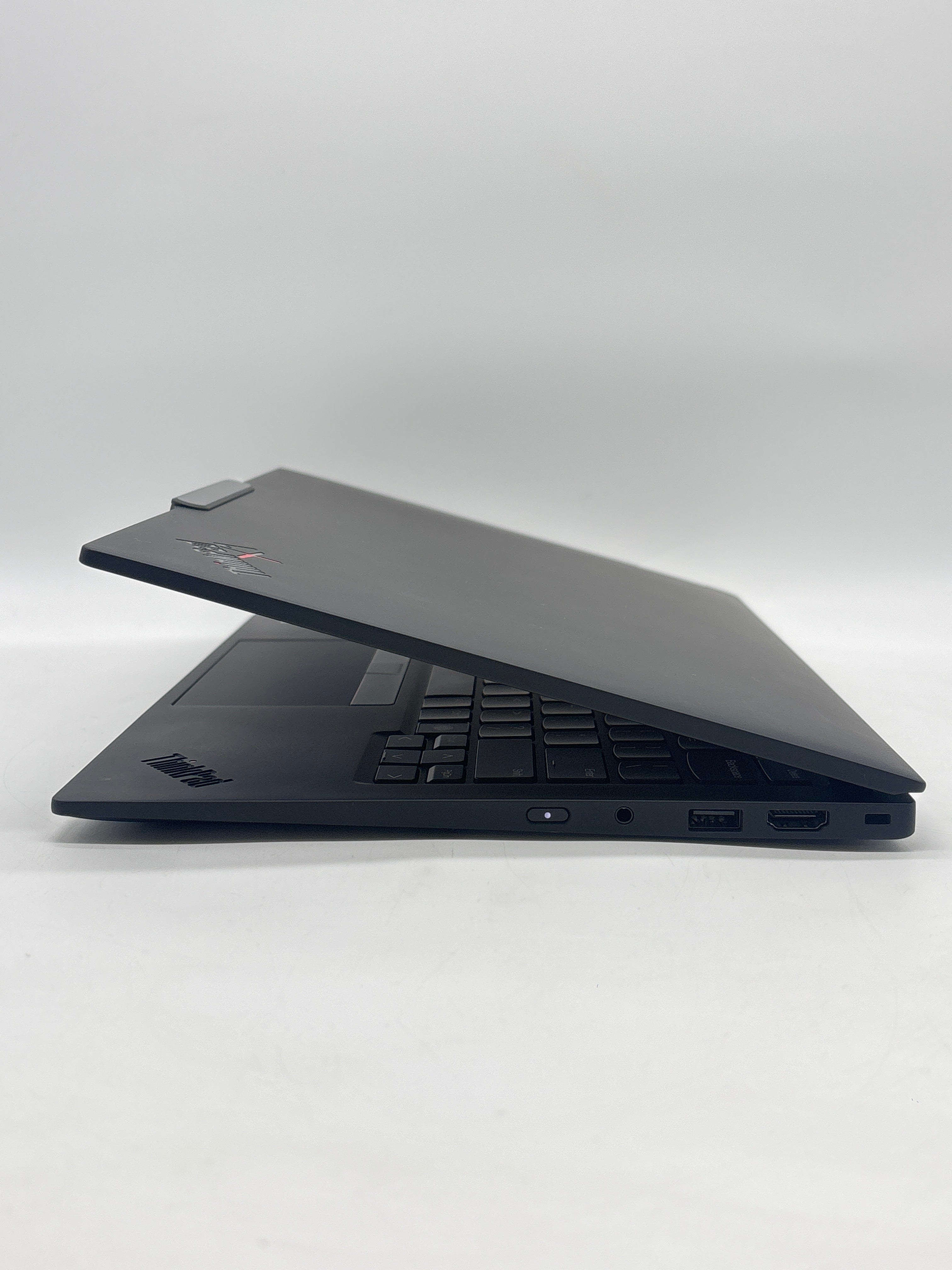 Lenovo ThinkPad X1 Carbon Gen 12 Ultra 7 32GB 1TB SSD TOUCH (READ)