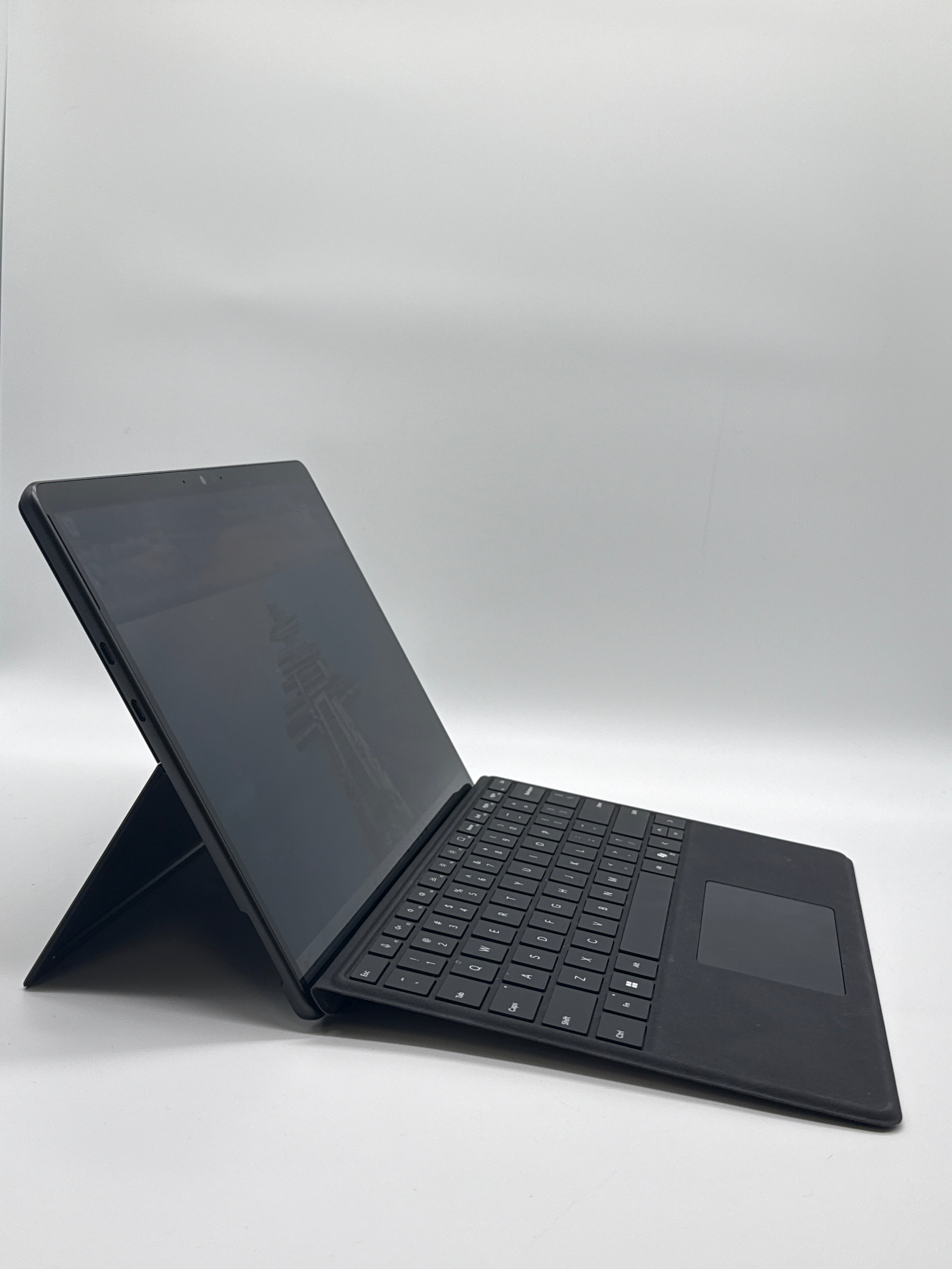 Microsoft Surface Pro 9 13" Touch i5-1235U 16GB RAM 256GB SSD w/ Keyboard