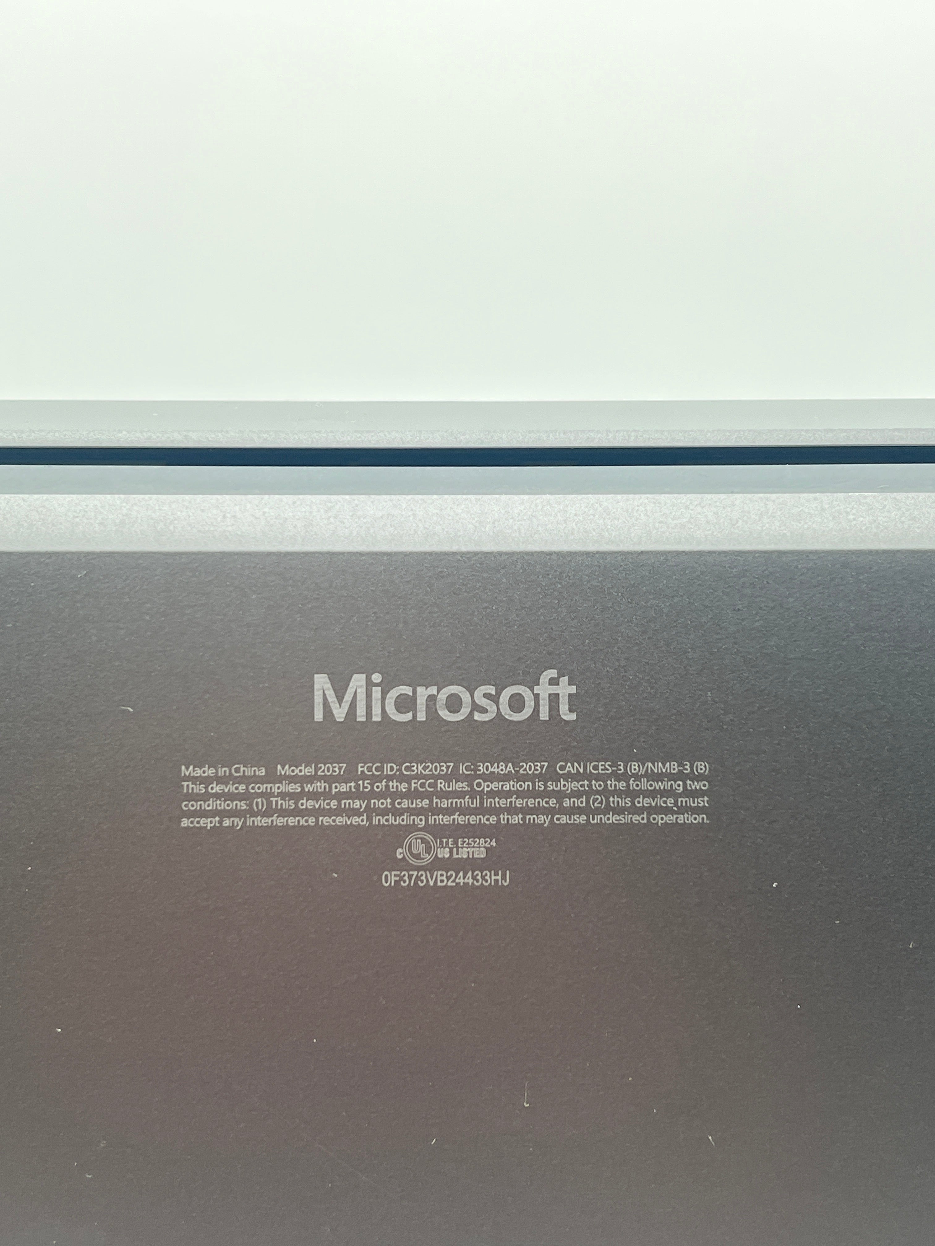 Microsoft Surface Laptop 7 2037 Snapdragon X Elite 32GB RAM 1TB SSD - Bios Locked