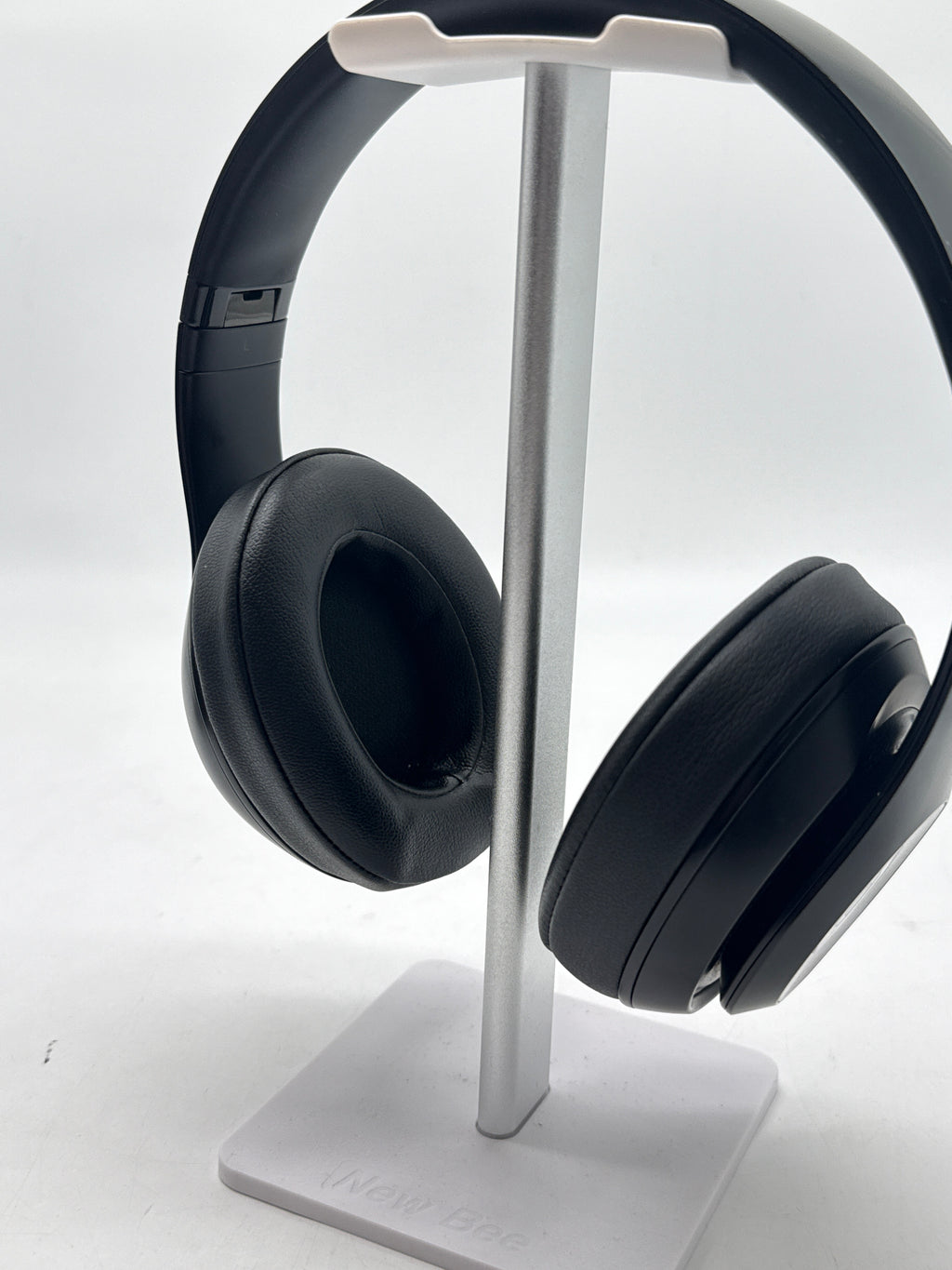 Beats Studio3 Wireless Over-Ear Headphones Black - Used