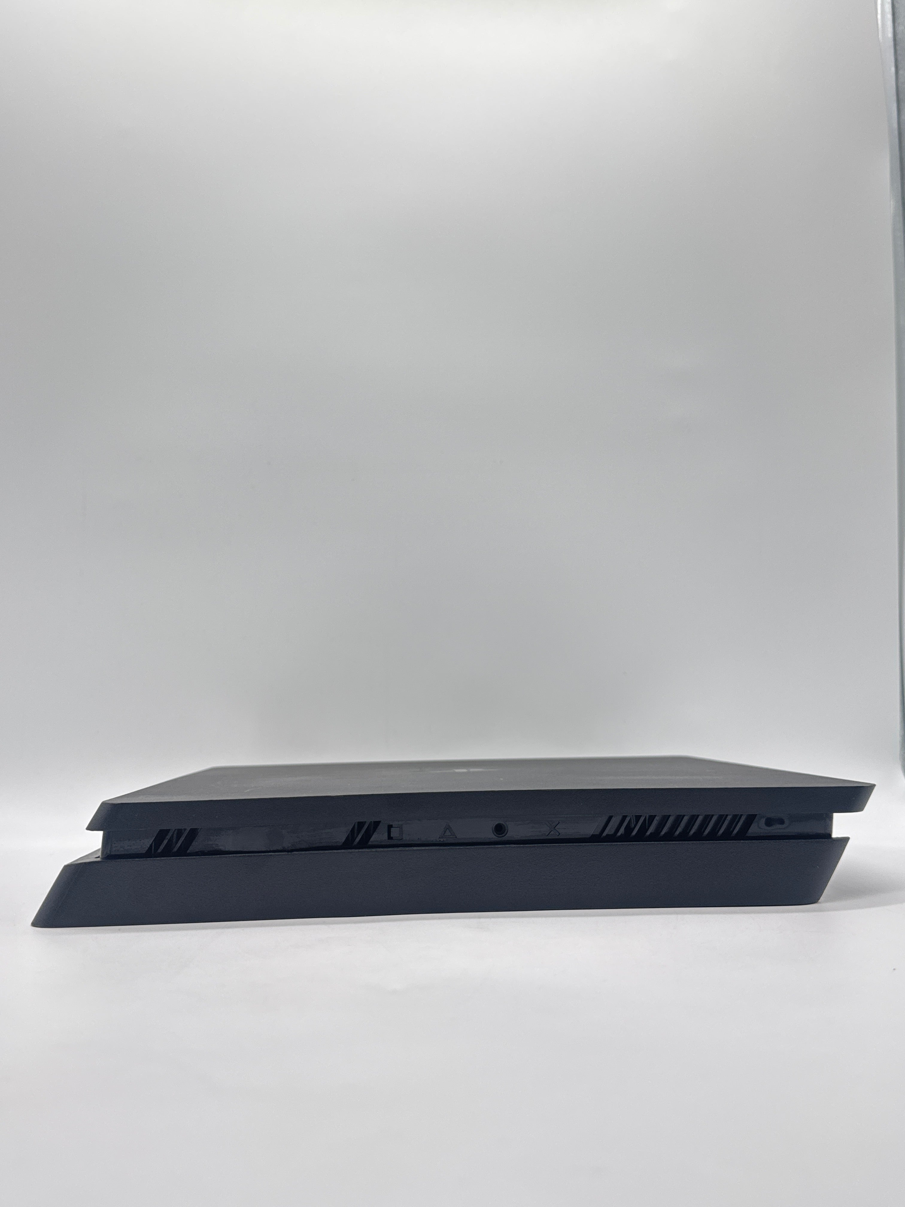 Sony PlayStation 4 Slim 1TB Region Free PS4 - Used