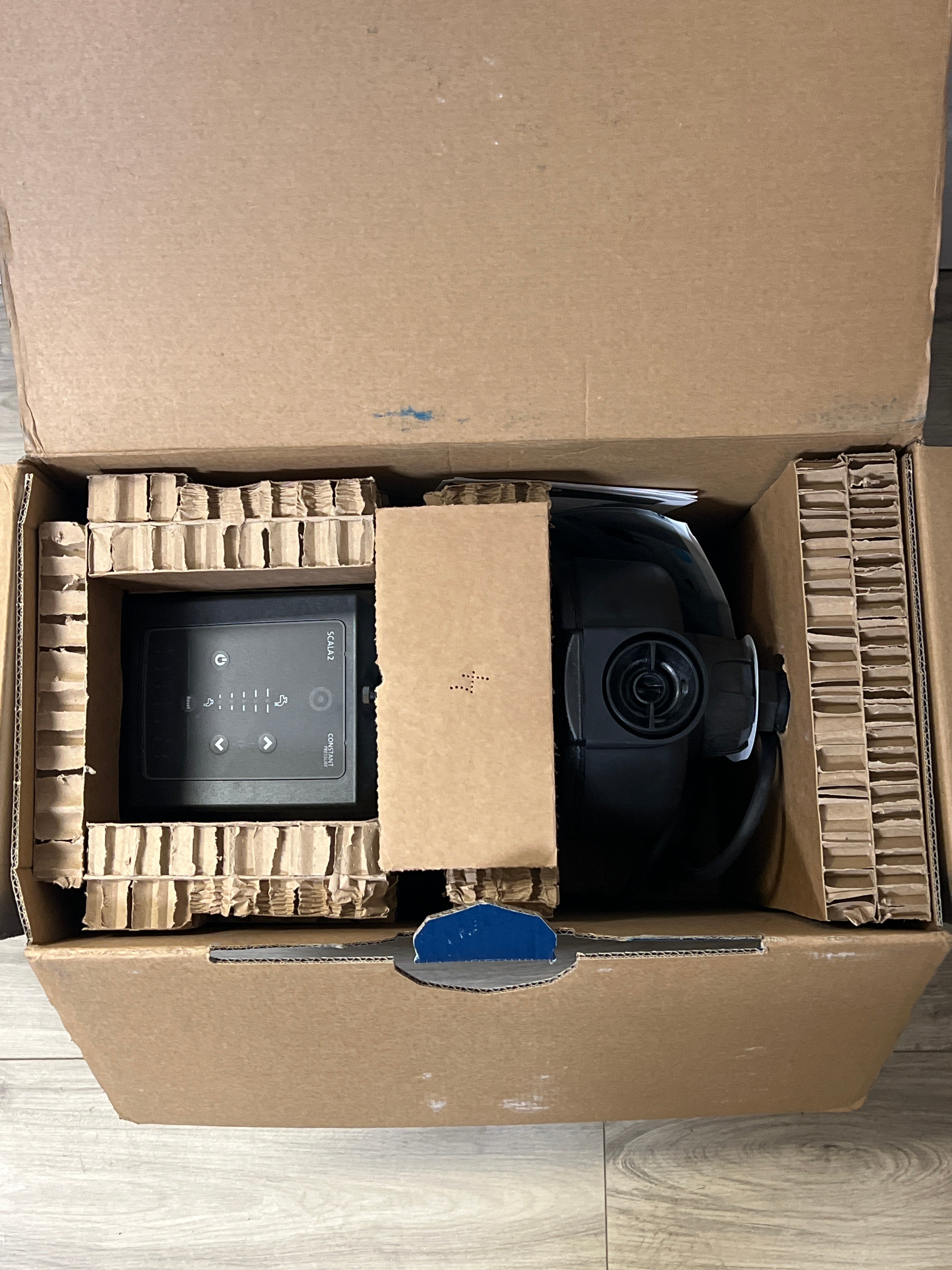 Grundfos SCALA2 DK-8850 Booster Pump 550W - New Open Box