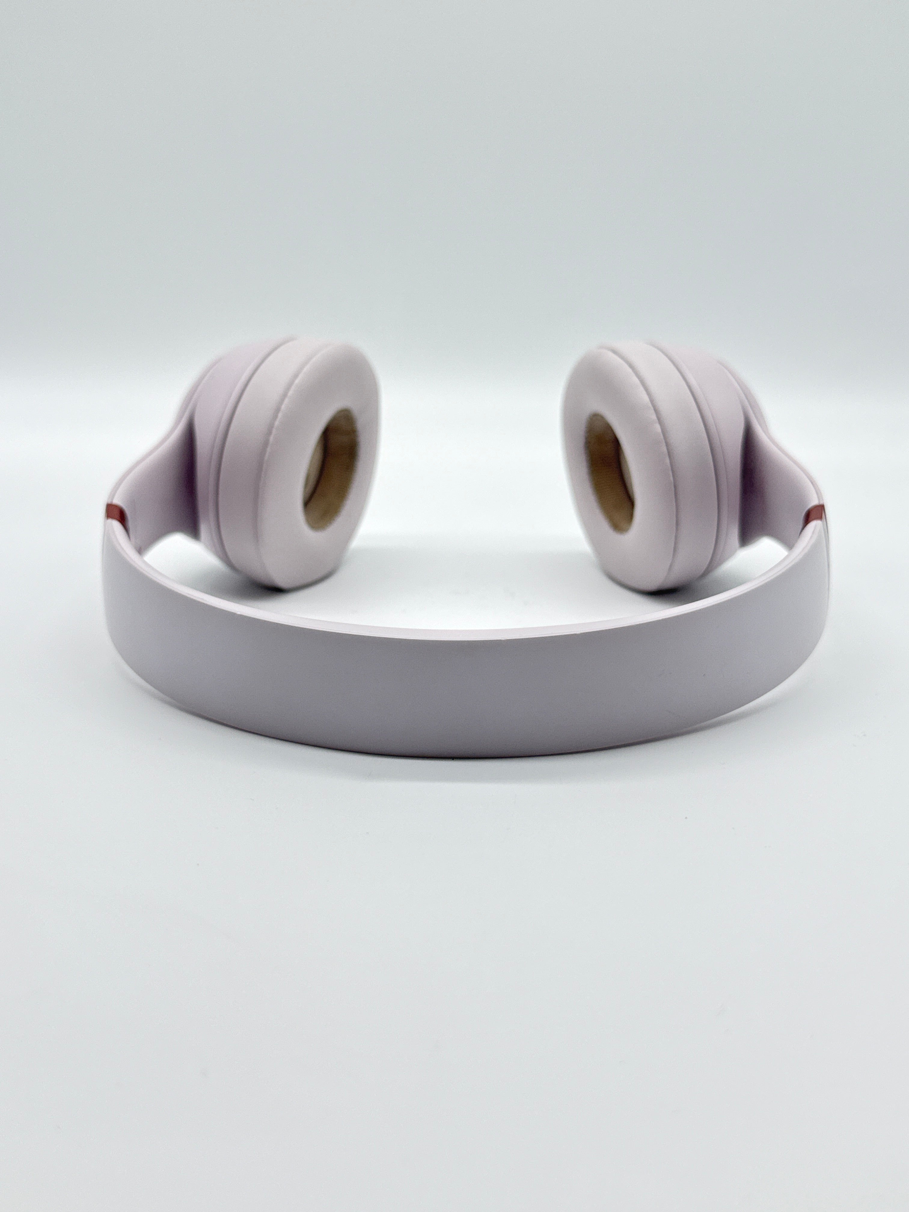 Beats by Dr. Dre Solo 4 Headphones 40mm Drivers Bluetooth Pink Used