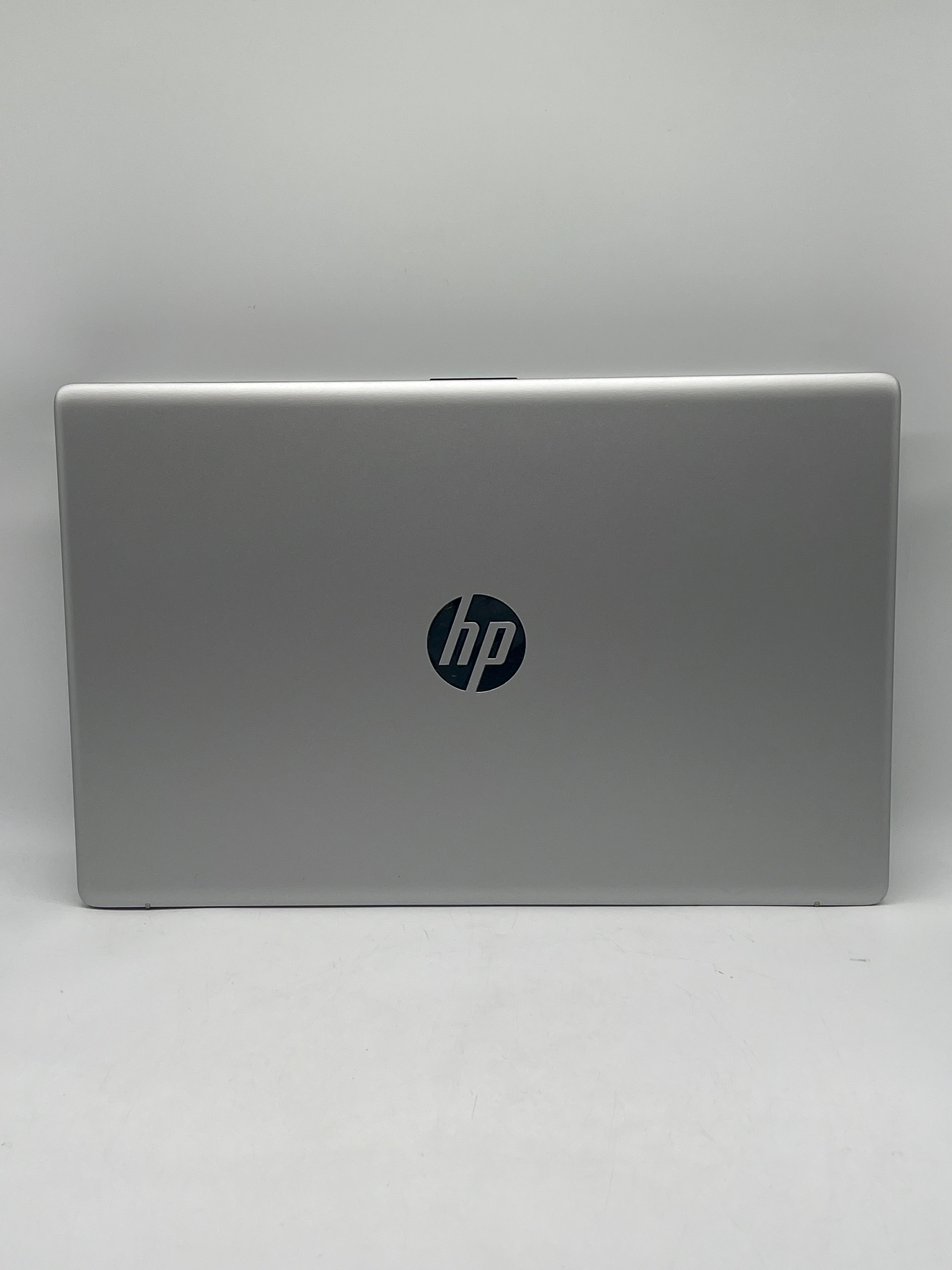 HP 17-cn4153cl 17" Core 5 120 16GB RAM 1TB SSD Touchscreen - Used