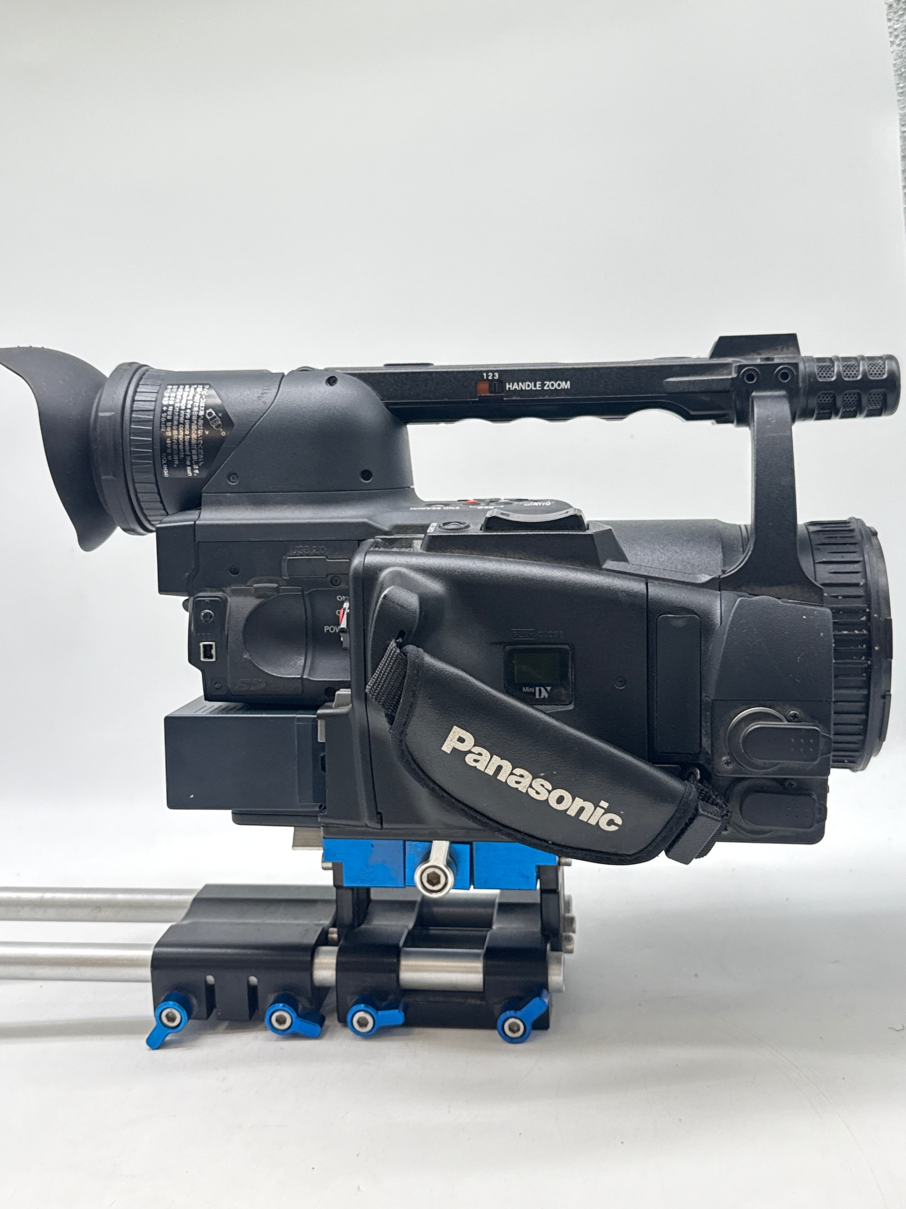 Panasonic AG-HVX200 DVCPRO HD P2 MiniDV Camcorder - Used Tested