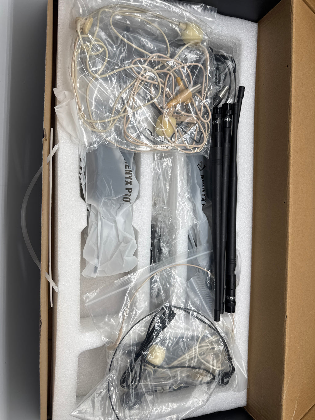 Phenyx Pro PTU-7000 Quad Channel UHF Wireless Microphone System - Used
