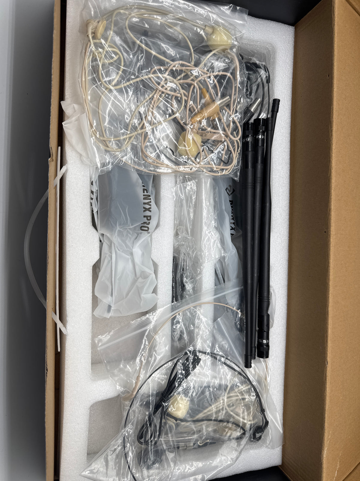Phenyx Pro PTU-7000 Quad Channel UHF Wireless Microphone System - Used
