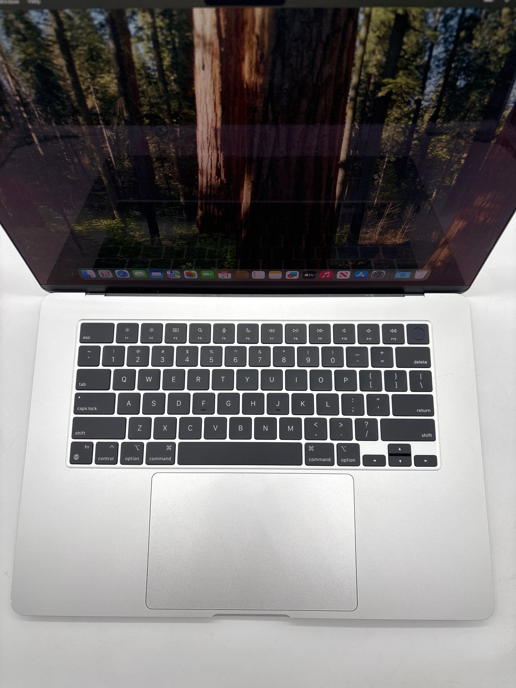 Apple MacBook Air A3114 M3 8GB RAM 256GB SSD