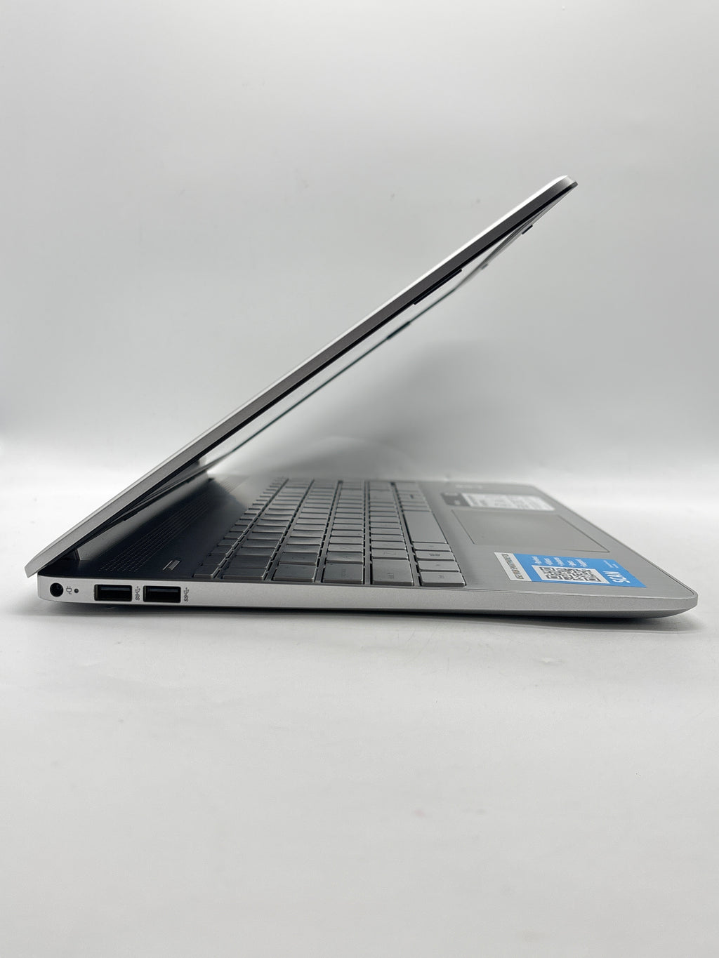 HP 15-dy1091wm 15" Intel Core i3-1005G1 8GB RAM 256GB SSD Gray - Bad Keyboard