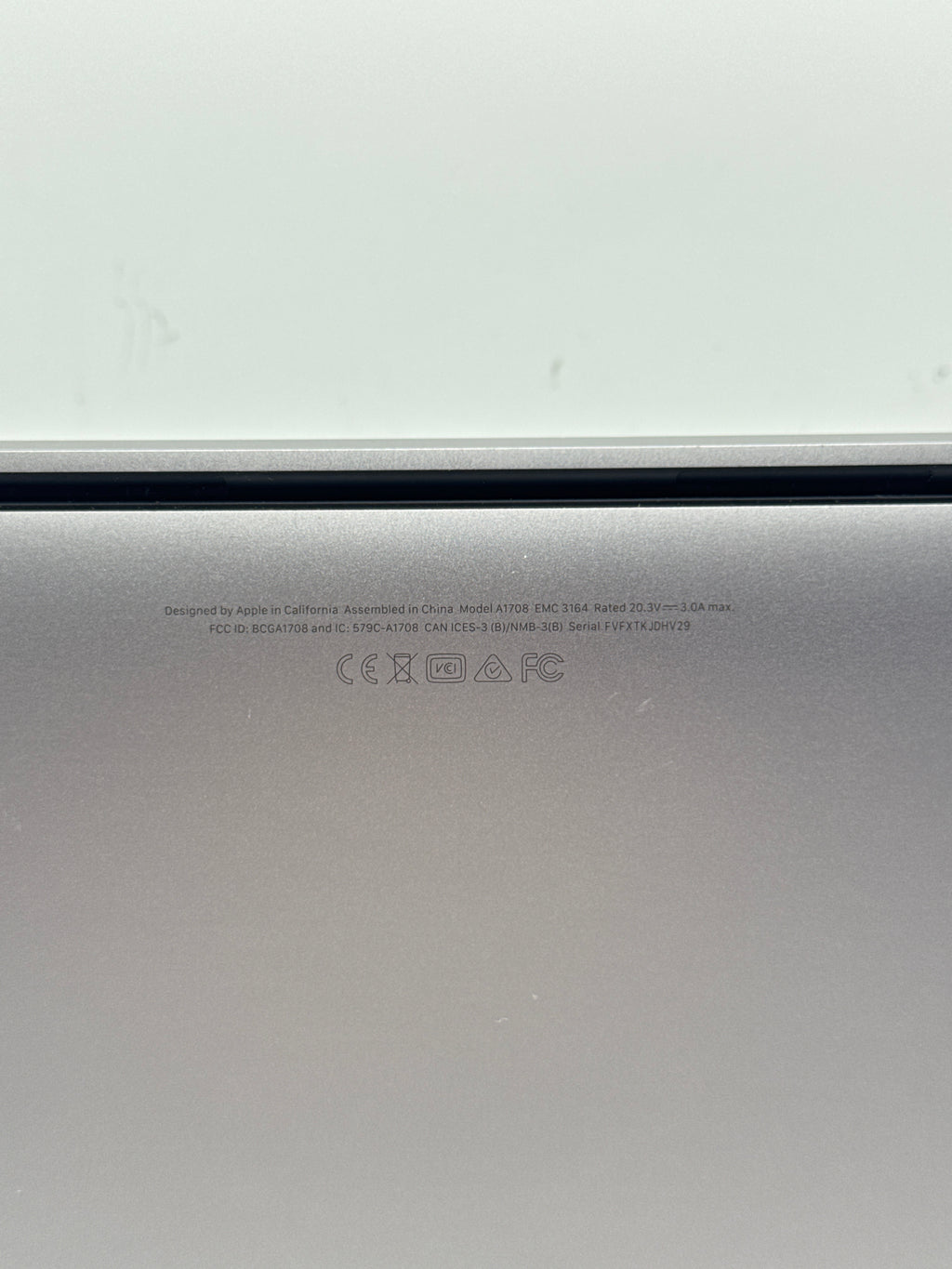 Apple MacBook Pro 13" A1708 Intel Core i5 8GB RAM 256GB SSD Space Gray - Used