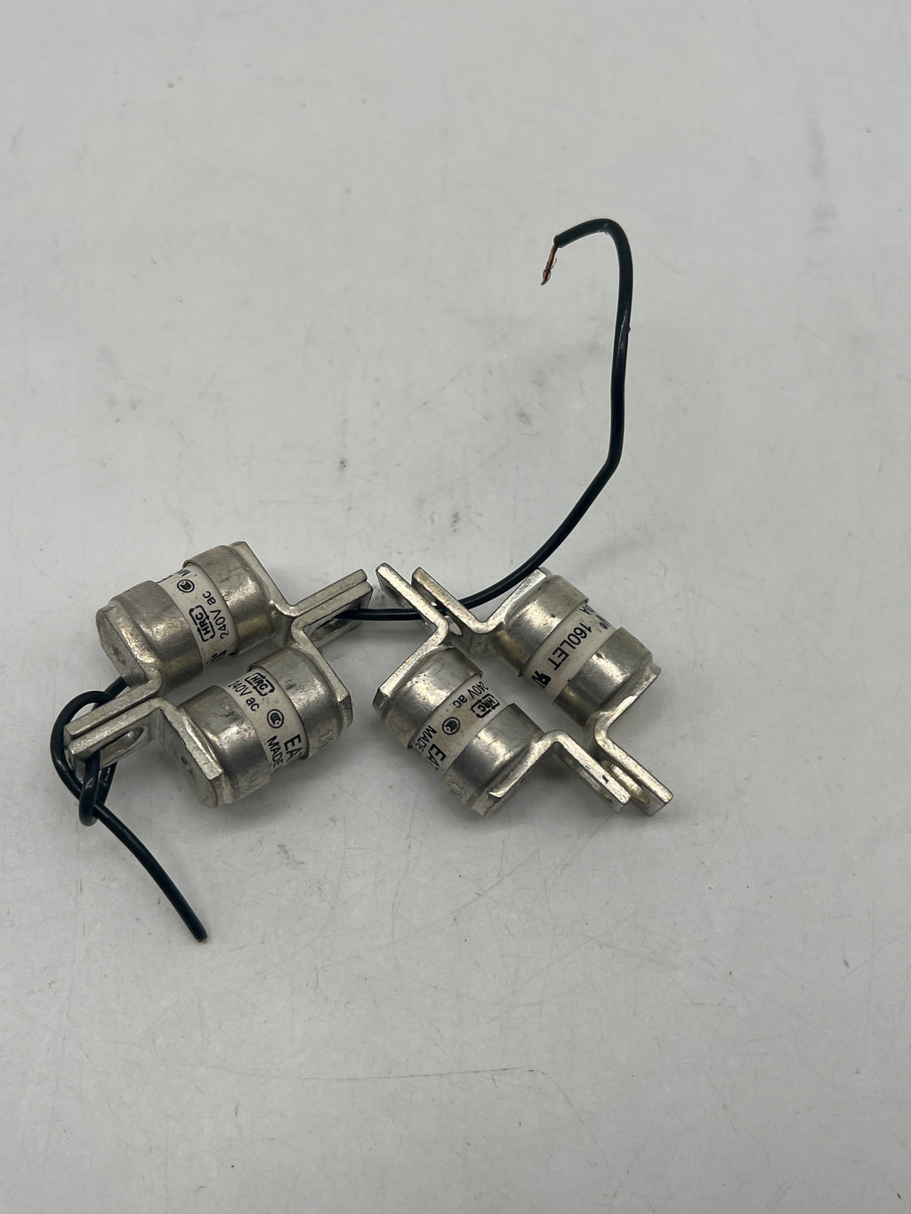 Eaton Bussmann 160LET 160A 240V Fuse - Set of 4 - Silver - Used