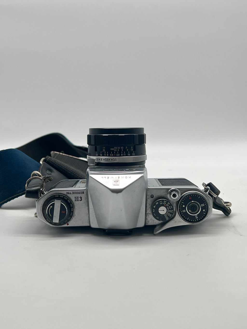 Heiland / Honeywell Pentax 35mm SLR Film Camera w/ Takumar Lens - Used