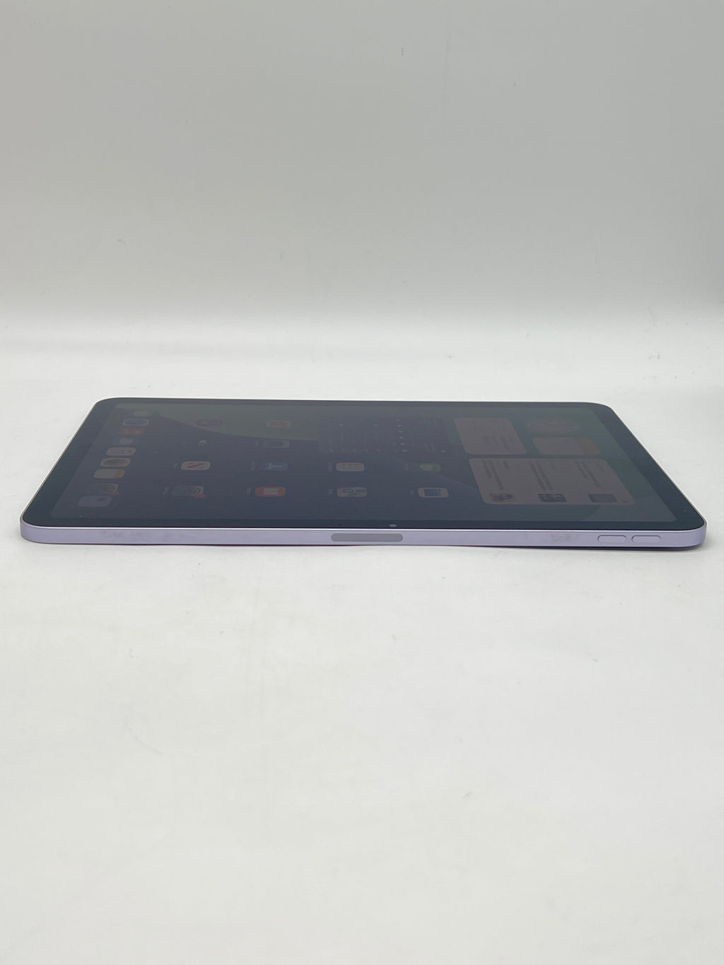Apple iPad Air 11-inch M2 128GB Wi‑Fi With Apple Pencil/Keyboard - Used